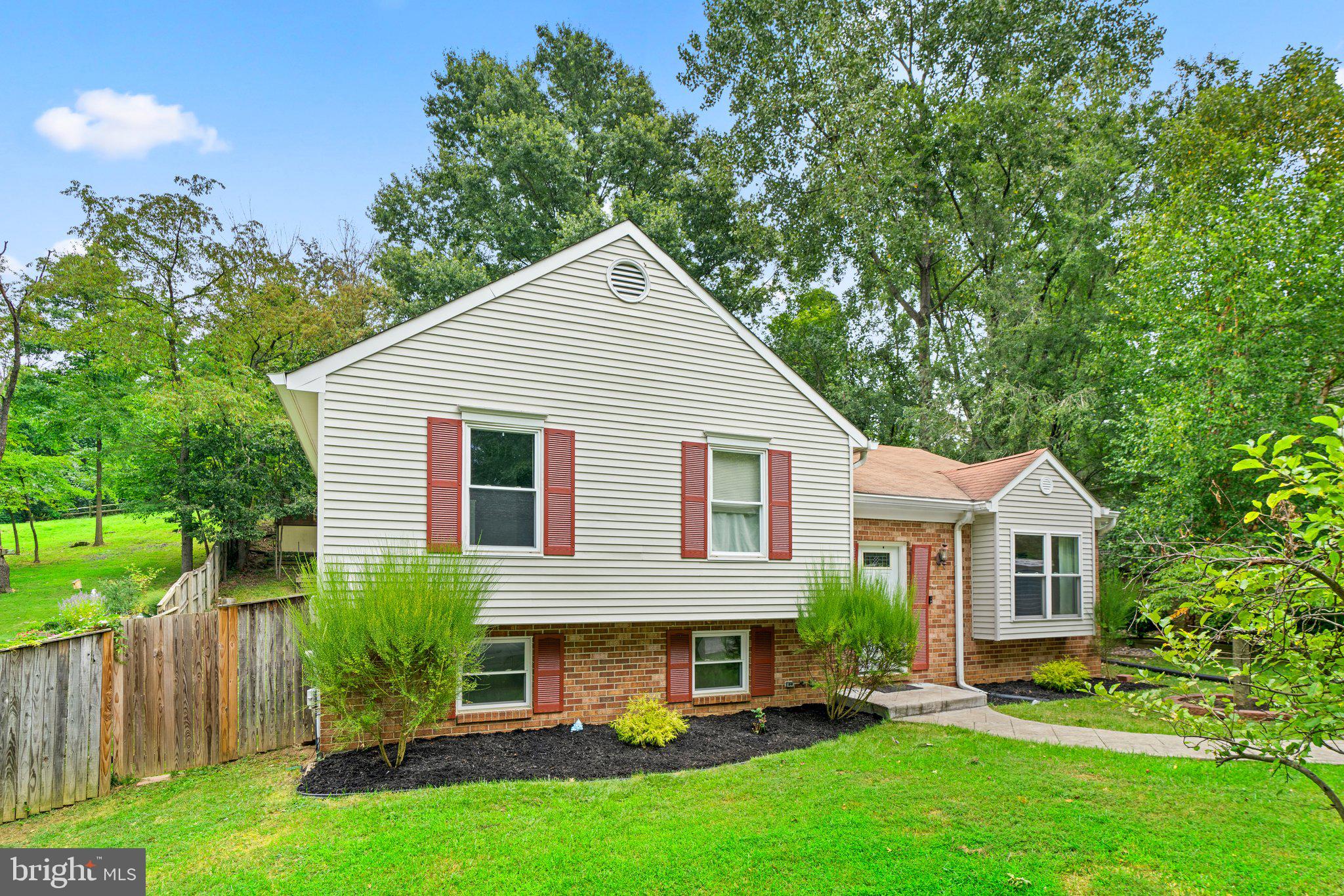 TAYLOR VILLAGE - Residential