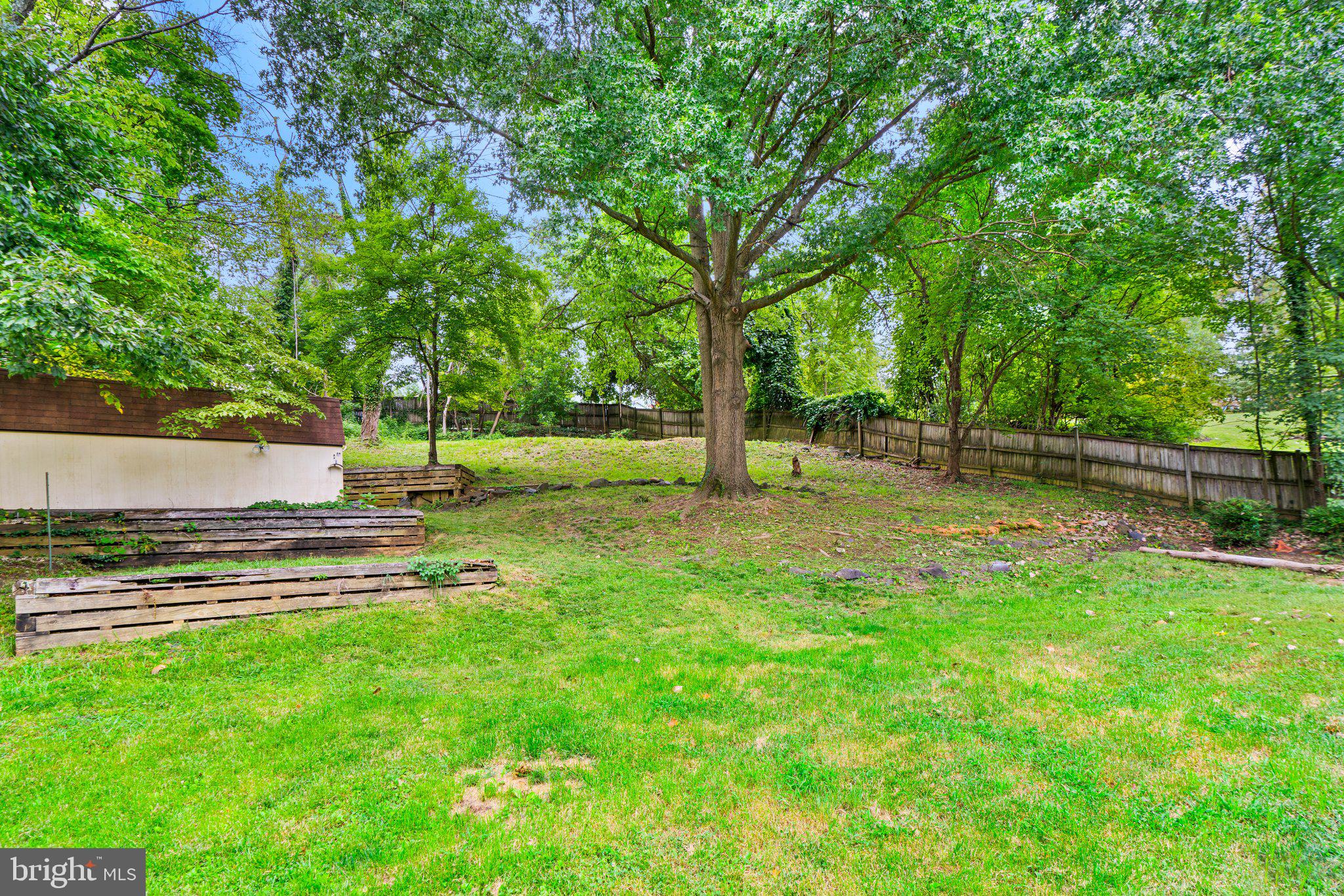 TAYLOR VILLAGE - Residential