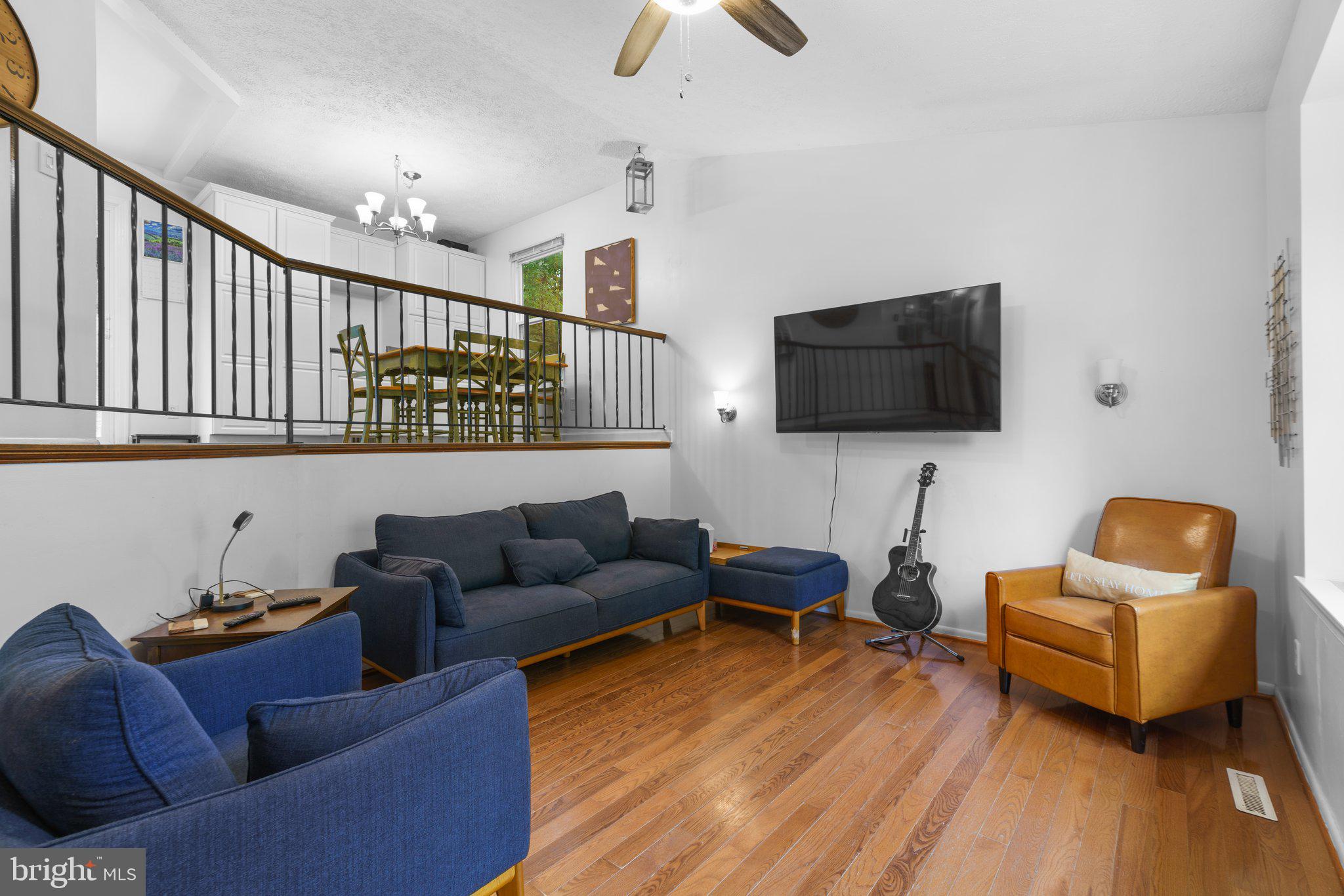 TAYLOR VILLAGE - Residential