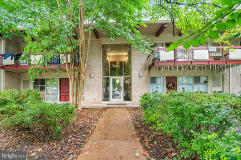 4309 AMERICANA DRIVE 10 ANNANDALE VA 22003