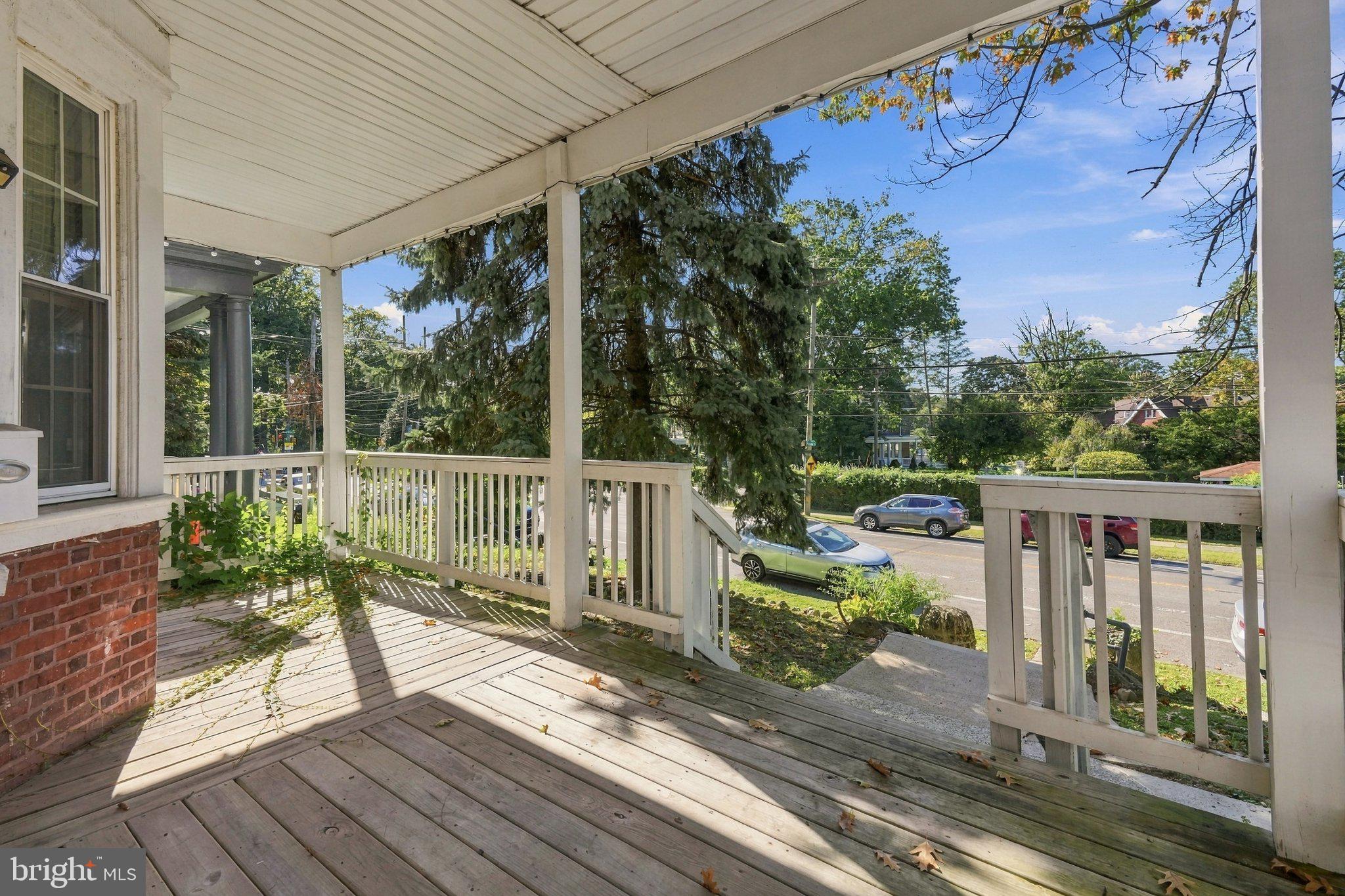 308 W UPSAL STREET