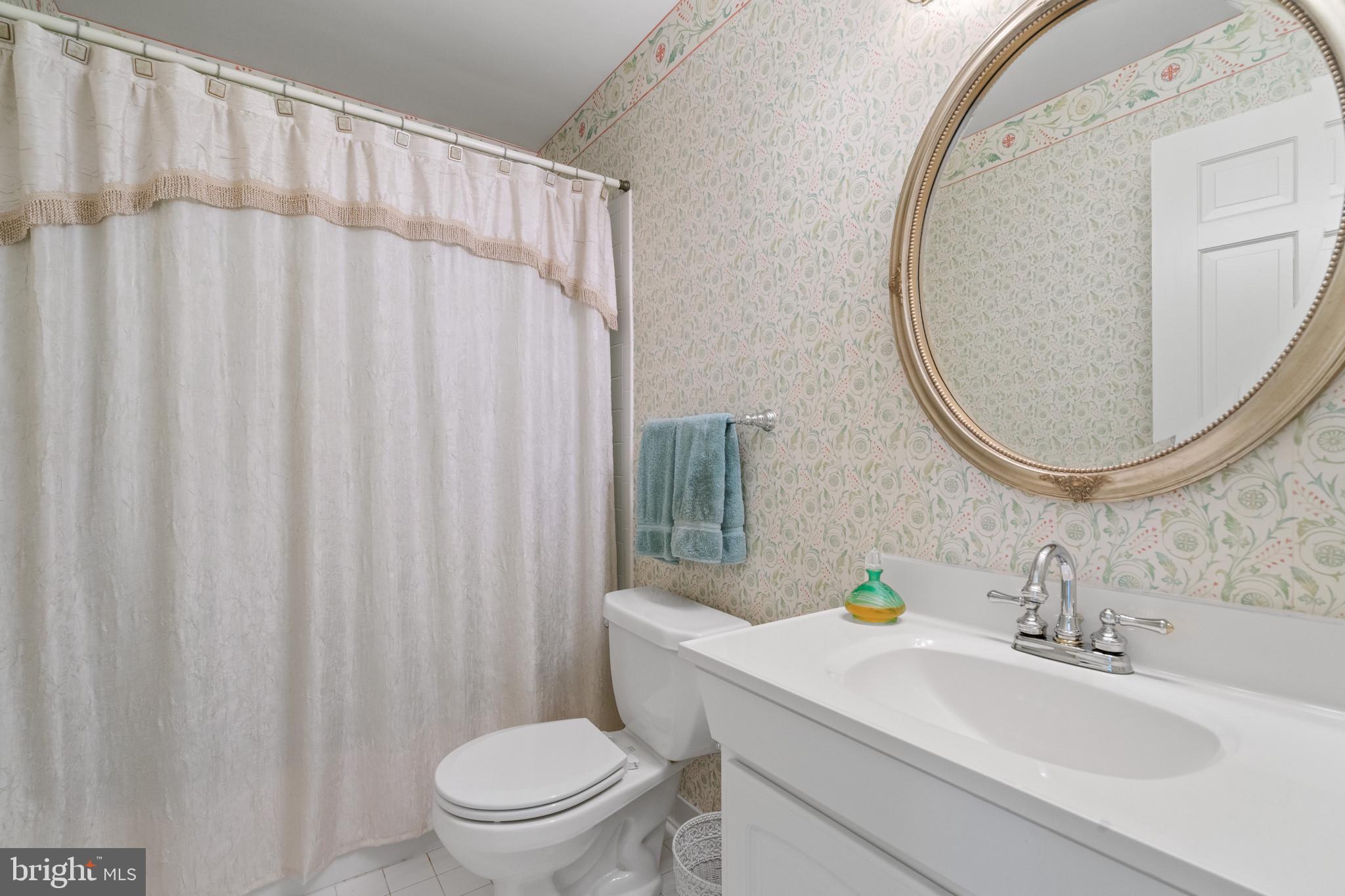 WEST LANGLEY - Residential