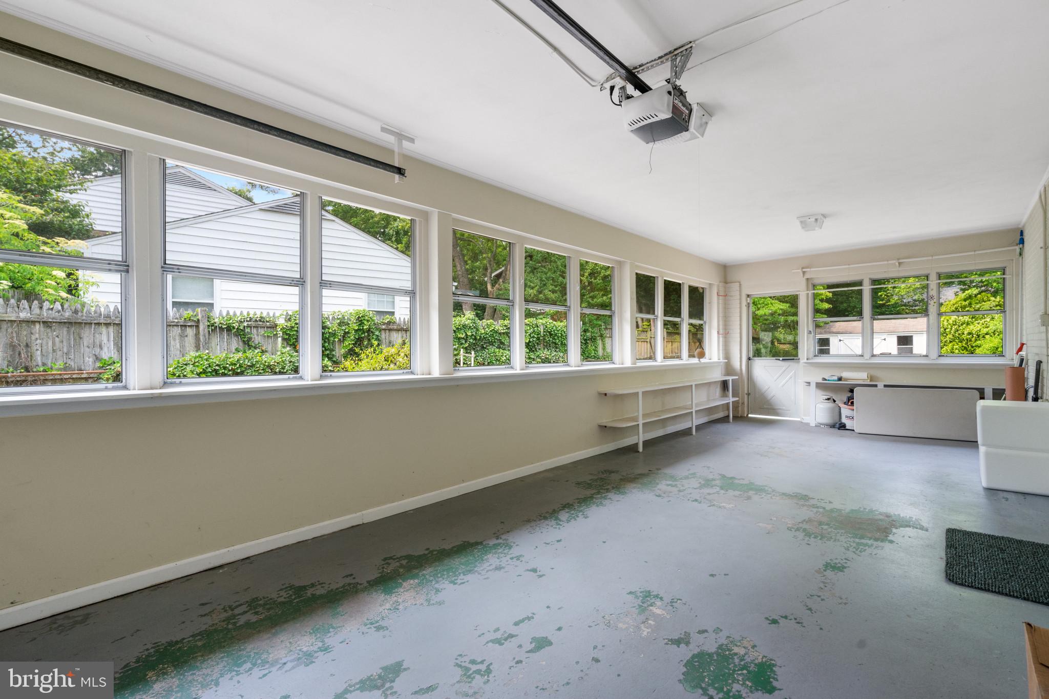 WEST LANGLEY - Residential