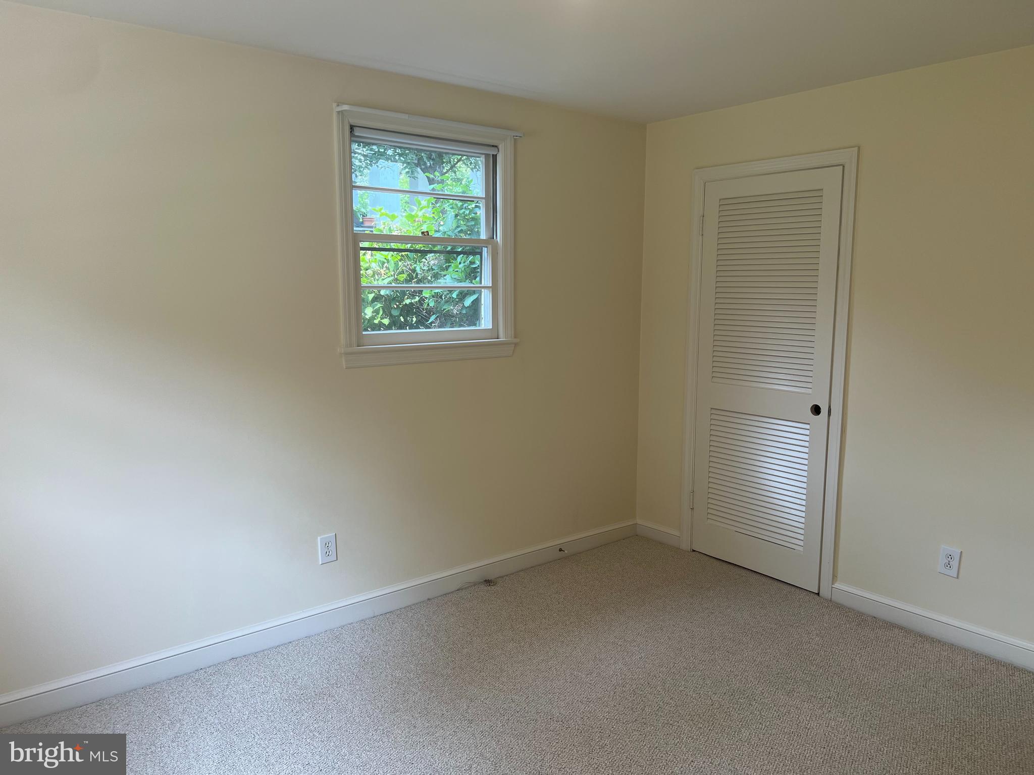 WEST LANGLEY - Residential