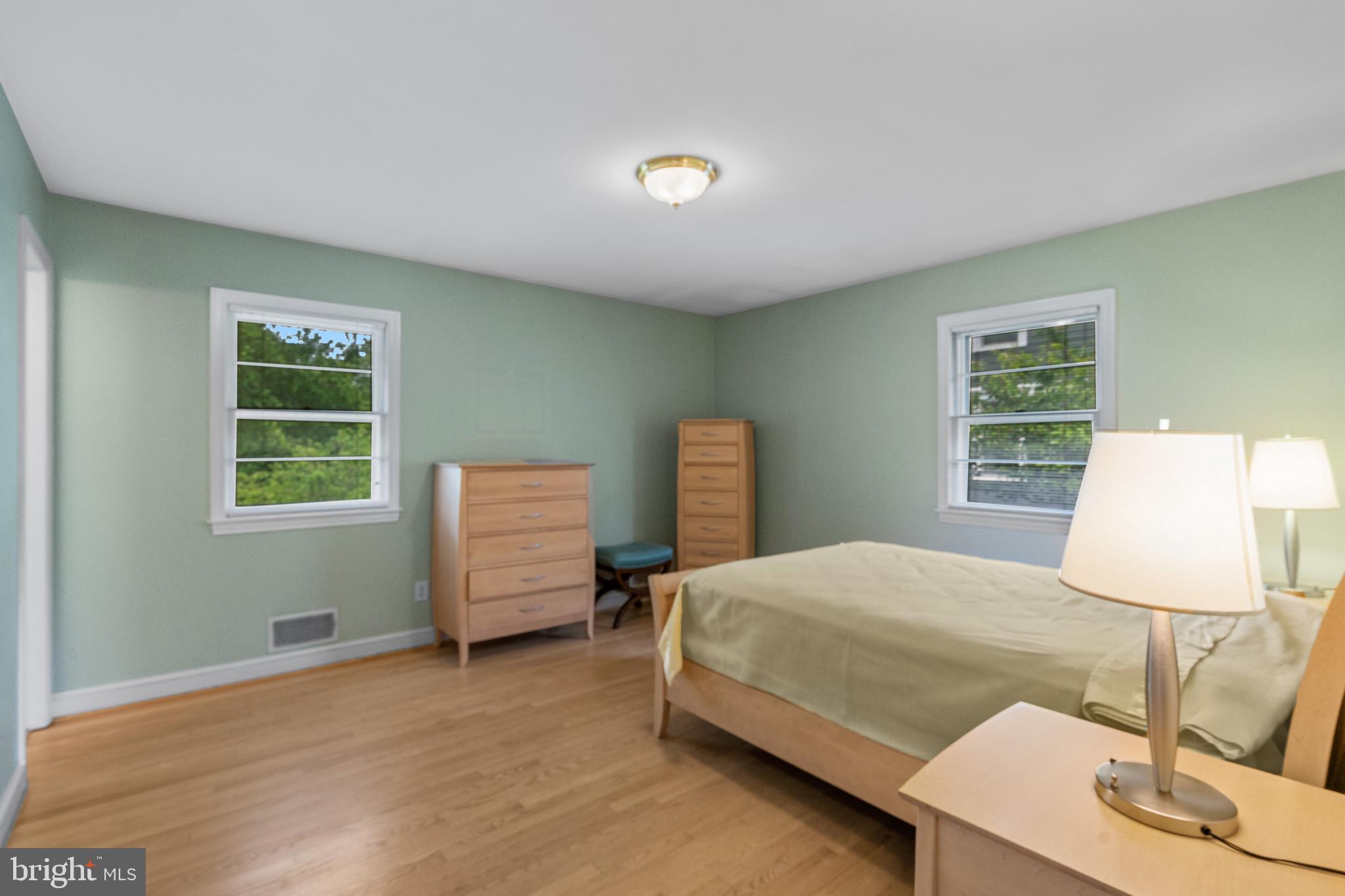 WEST LANGLEY - Residential