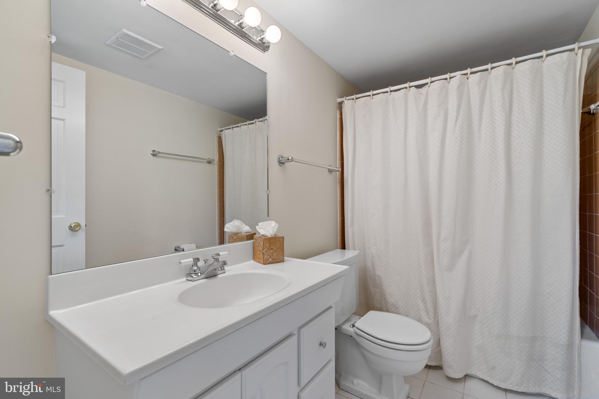 WEST LANGLEY - Residential