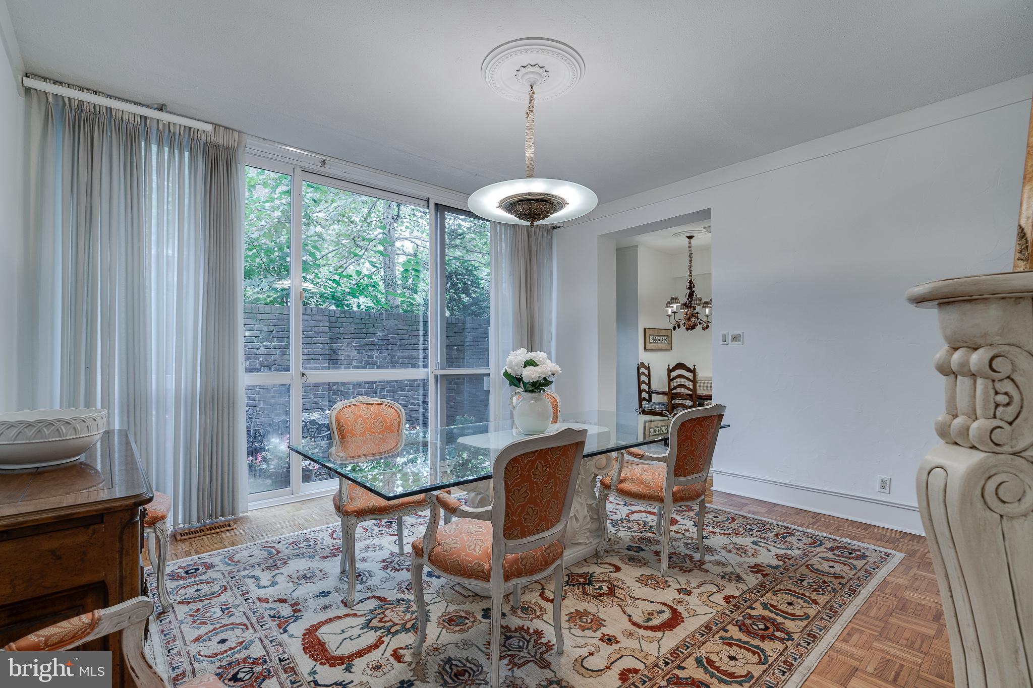 SOCIETY HILL - Residential