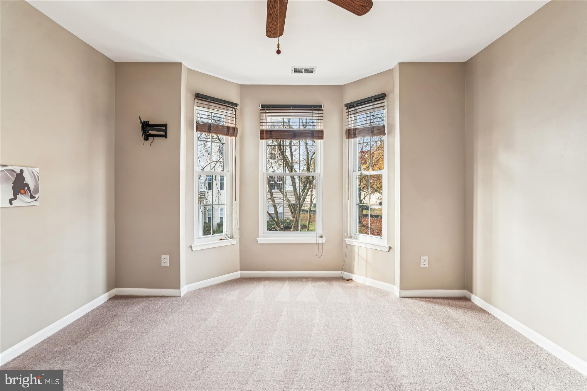 WOODLAND BOWIE CONDO - Residential