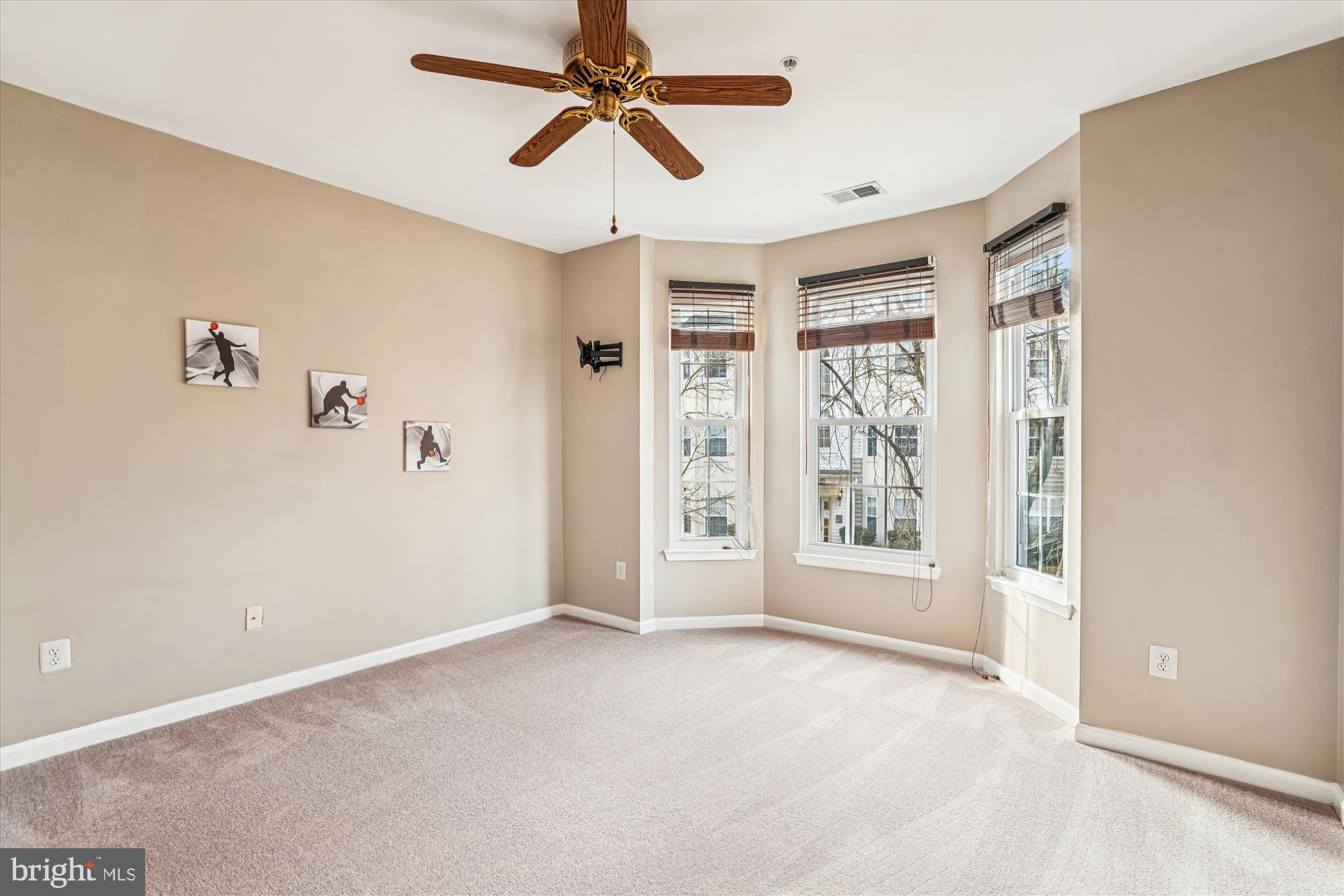 WOODLAND BOWIE CONDO - Residential