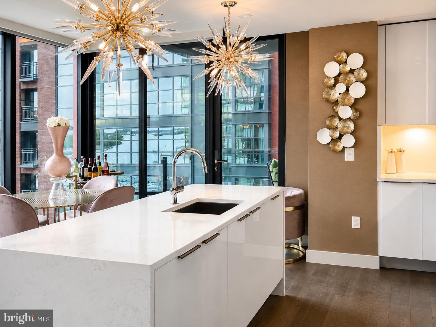 45 SUTTON SQUARE SW 601