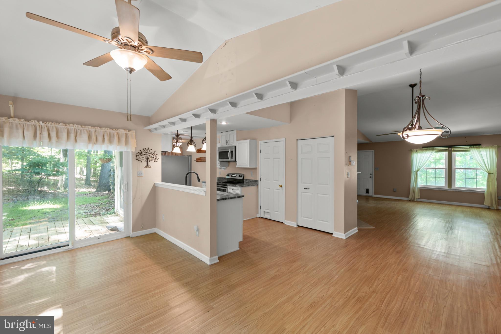 SHANNONDALE - Residential