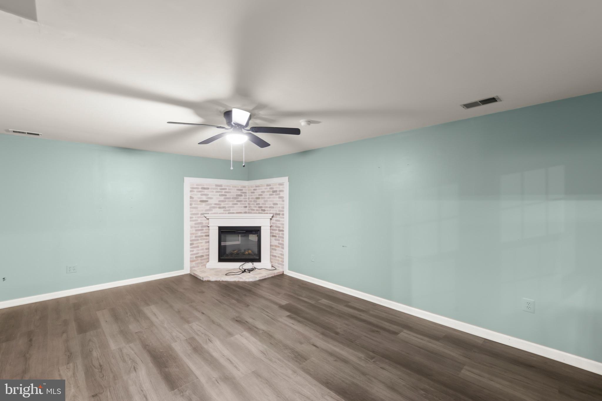 SHANNONDALE - Residential