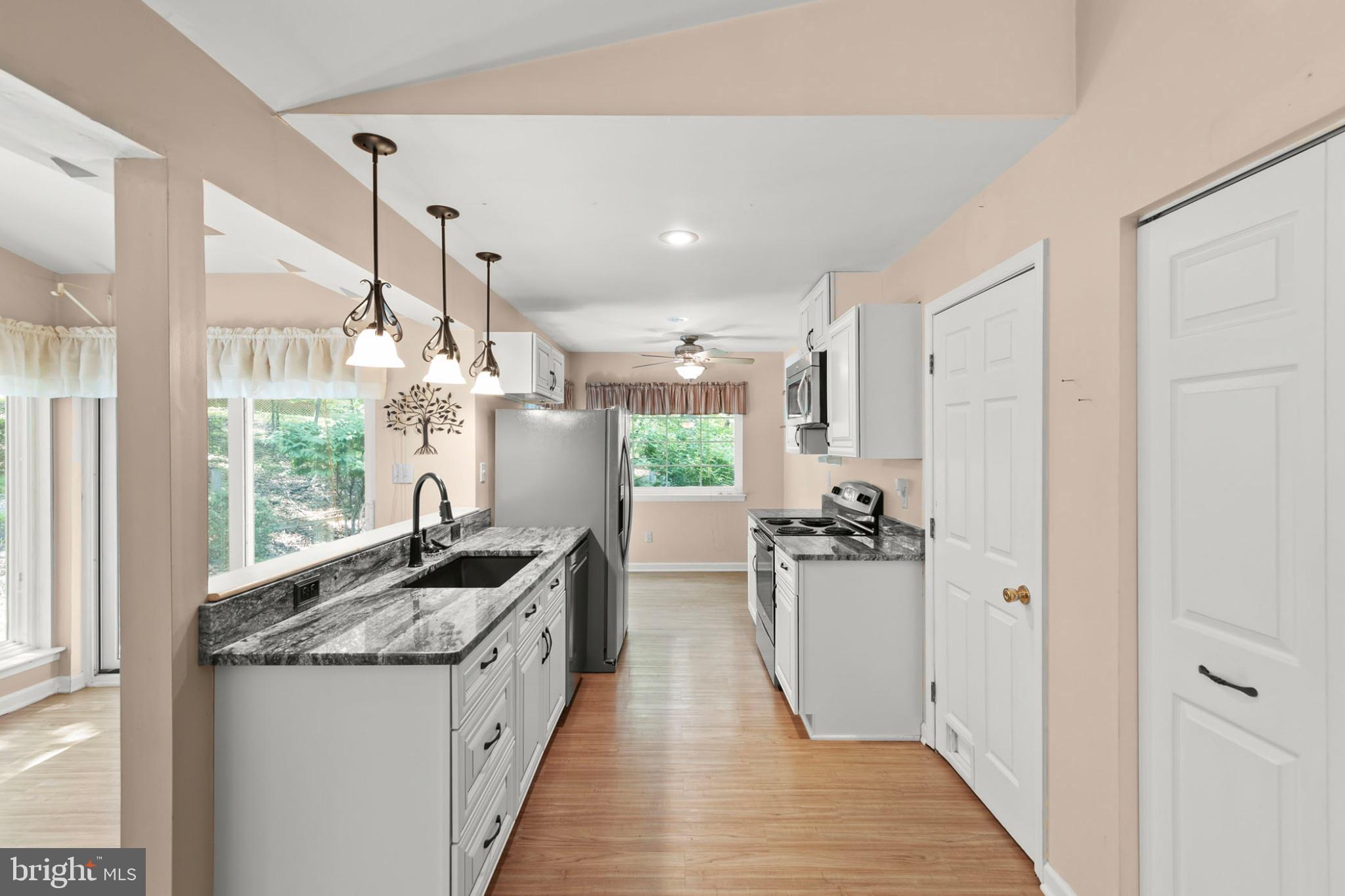 SHANNONDALE - Residential