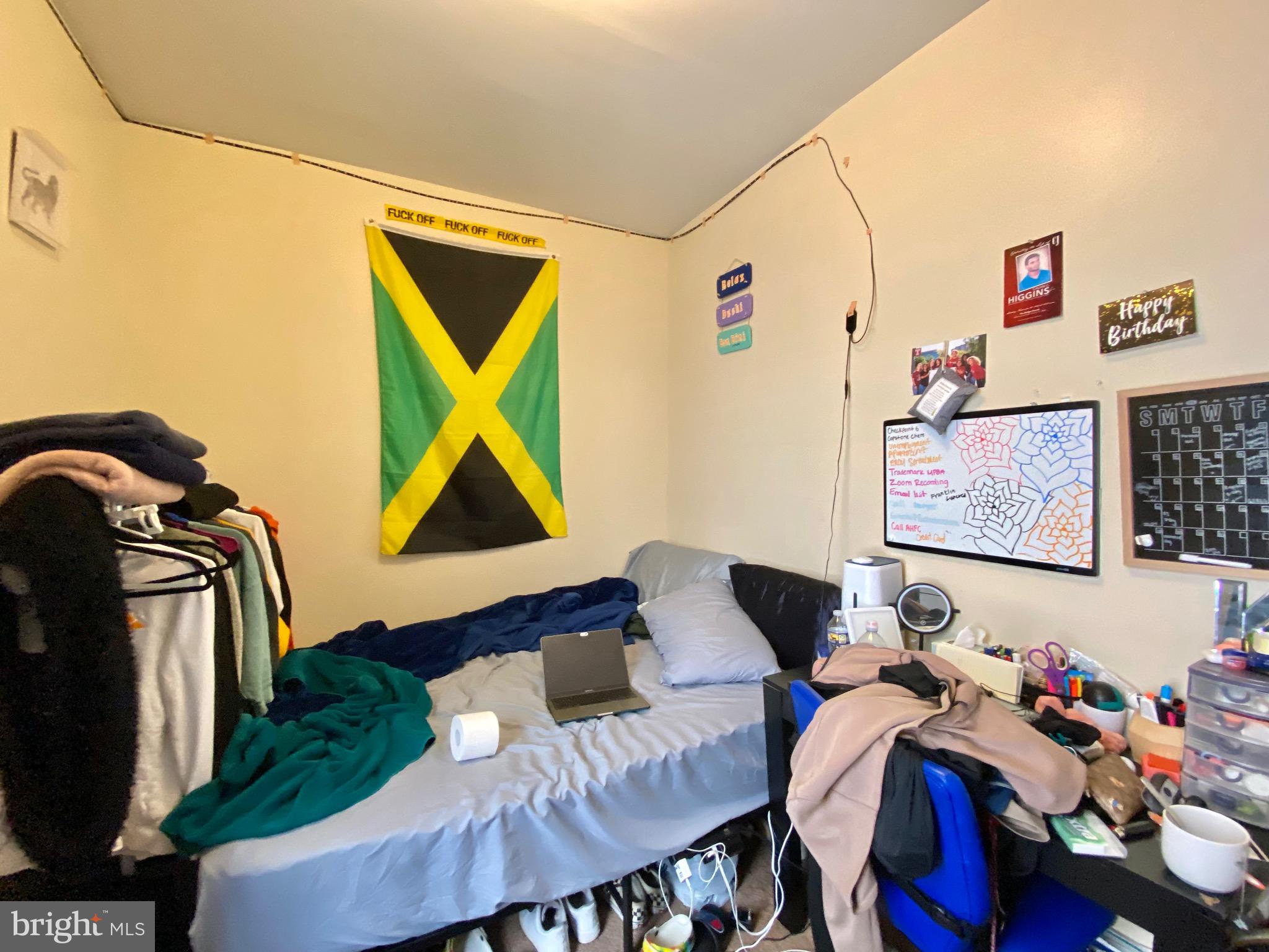 TEMPLE UNIVERSITY - Residential Lease