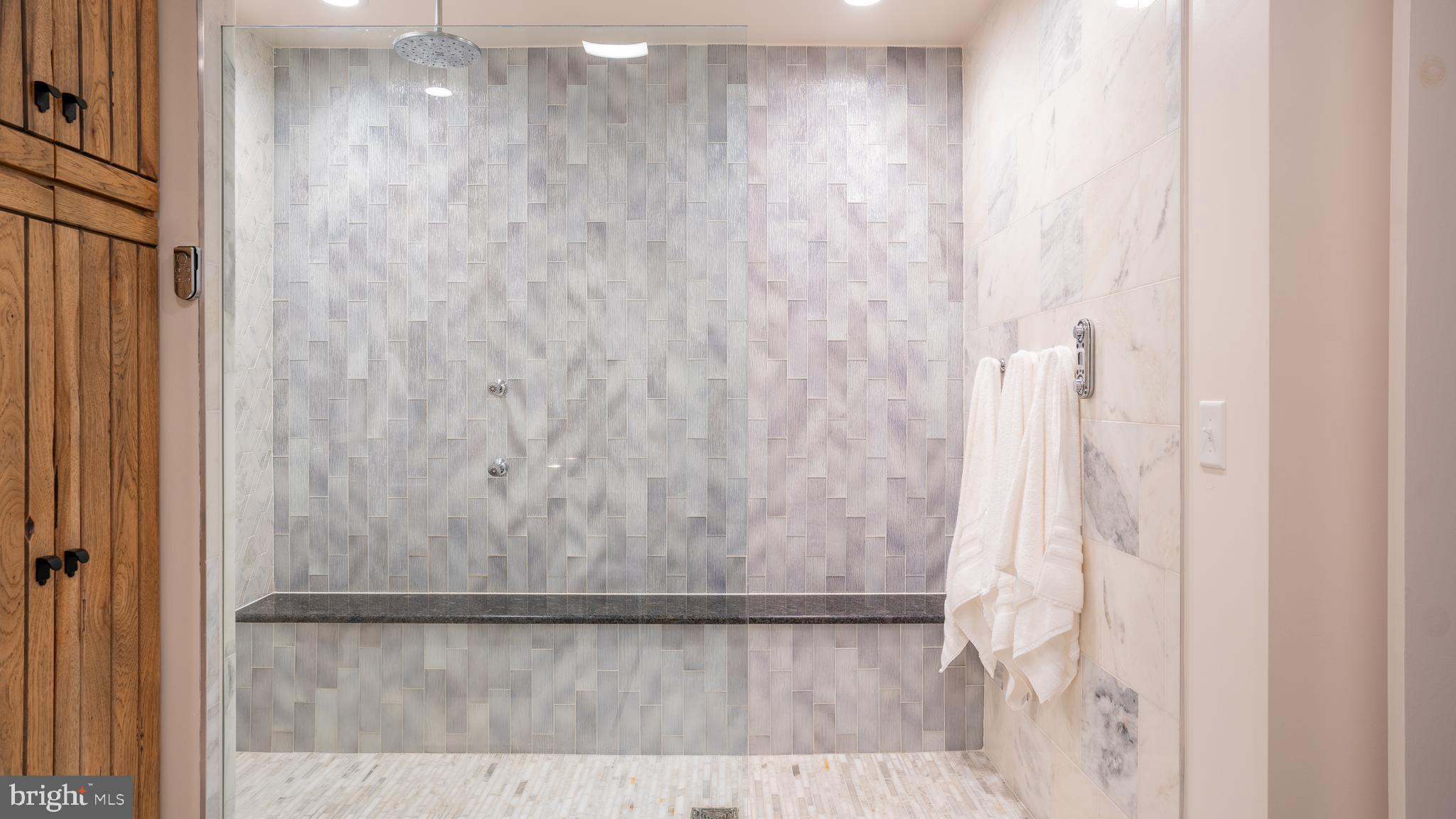 SPRINGDALE FARM - Residential