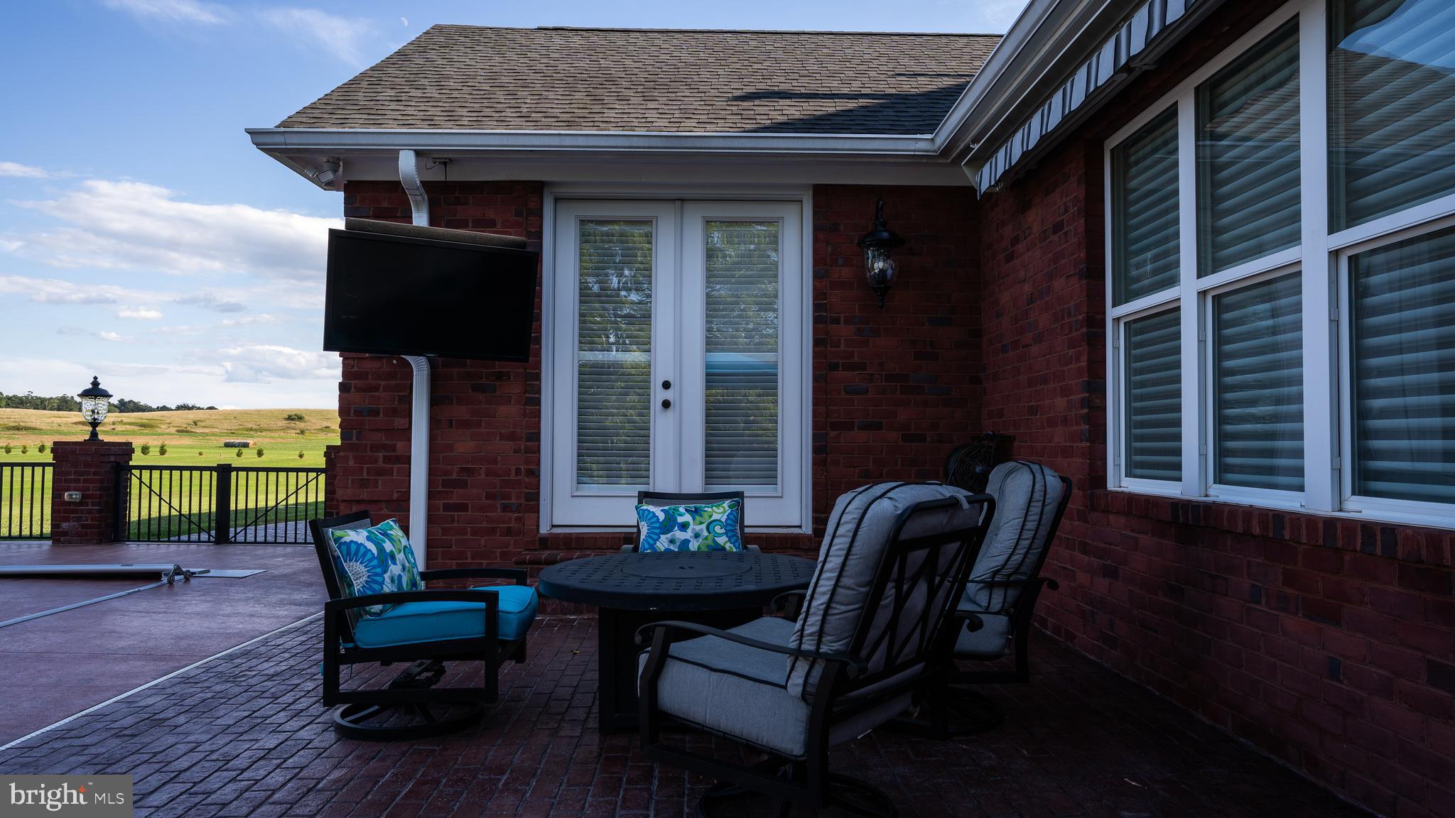 SPRINGDALE FARM - Residential