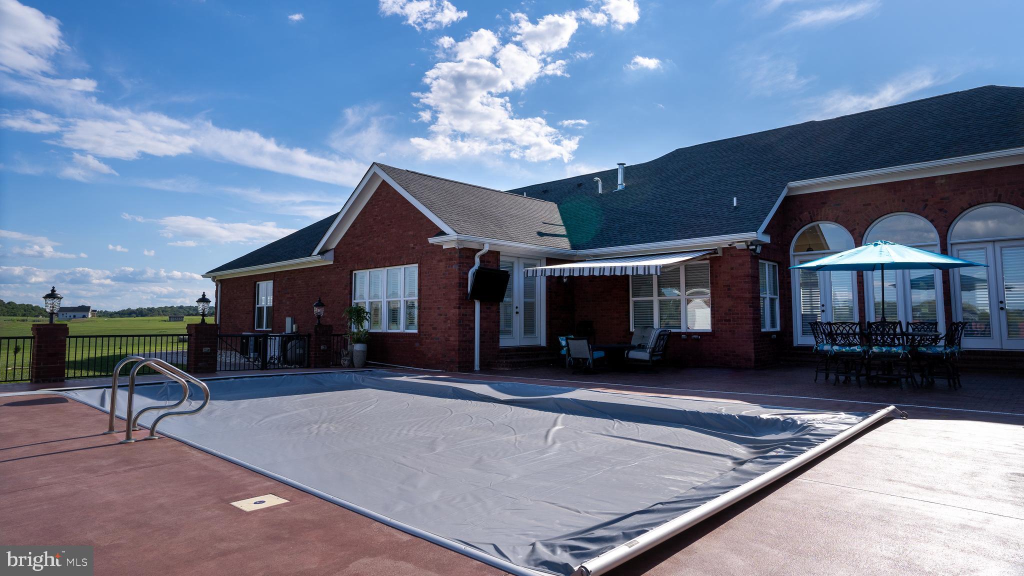 SPRINGDALE FARM - Residential