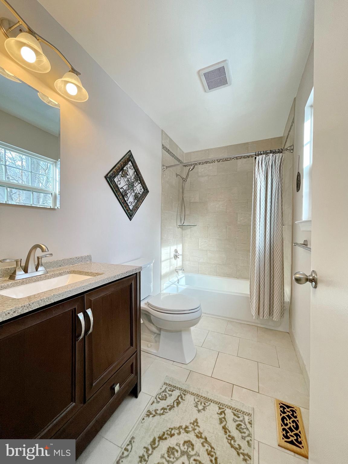 APPLE GREENE - Residential