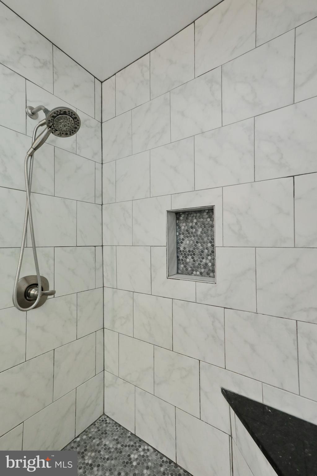 APPLE GREENE - Residential