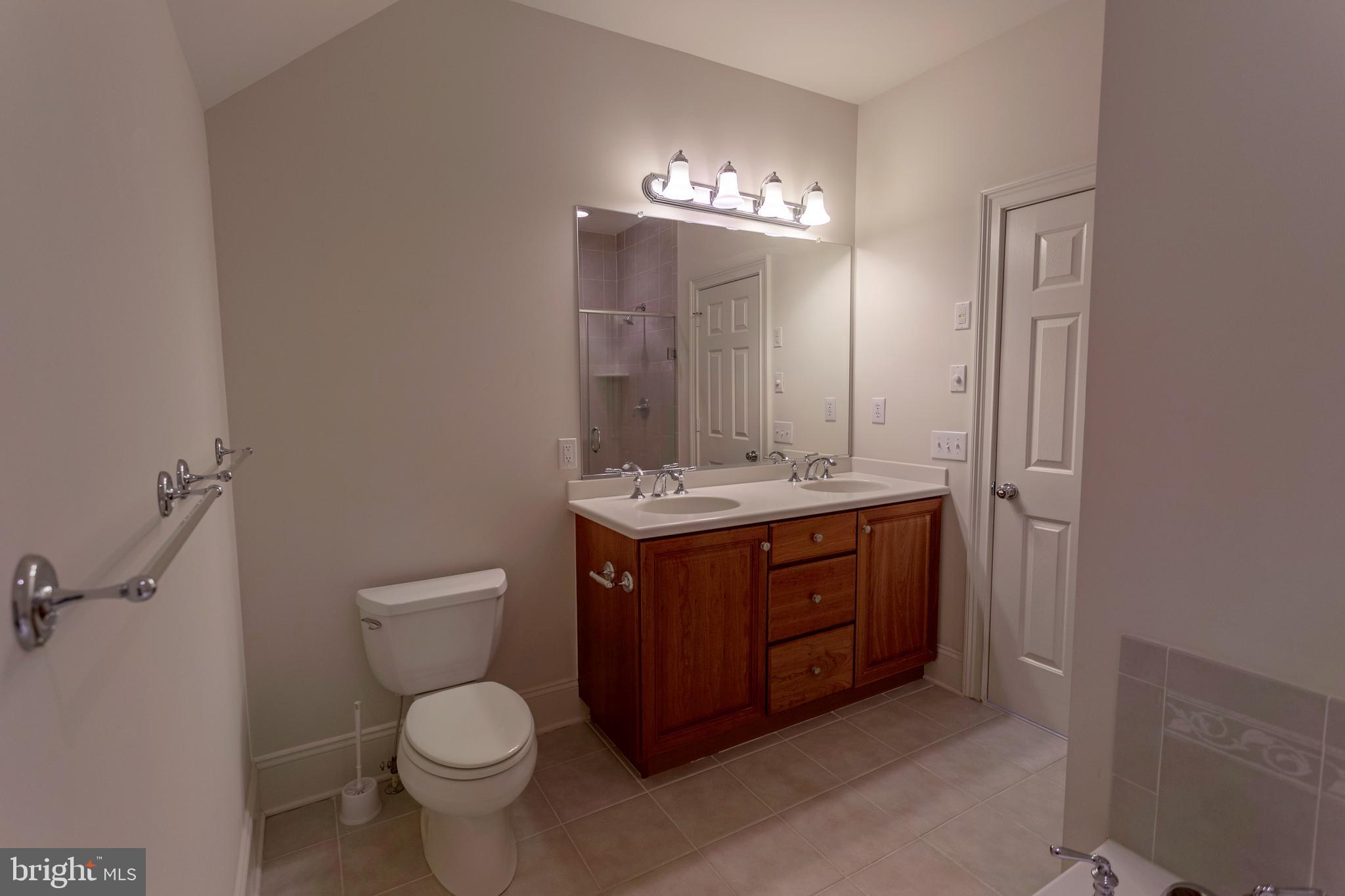 HERITAGE VILLAGE TOWNHOMES - Residential