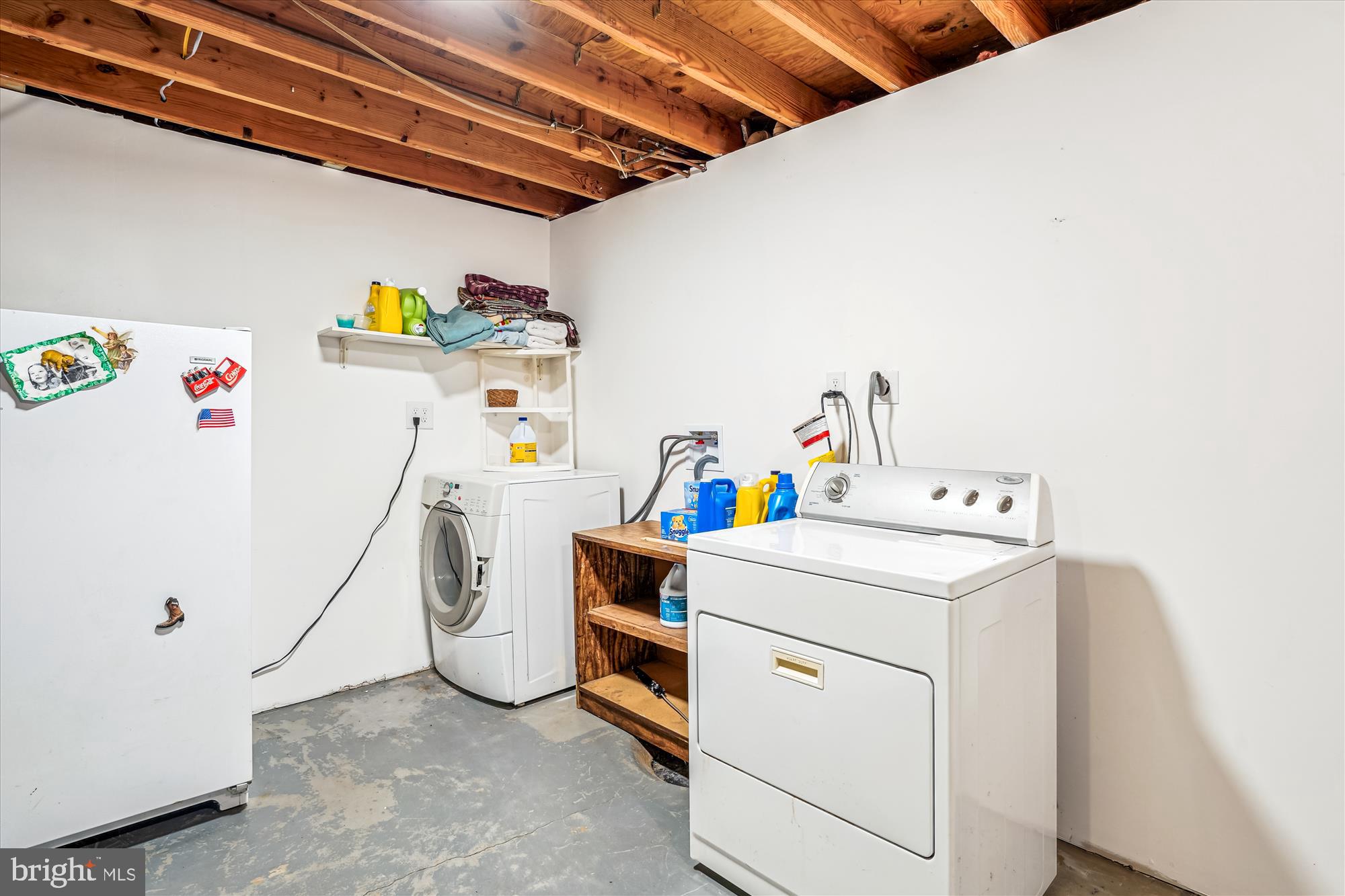 QUINCE ORCHARD MANOR - Residential