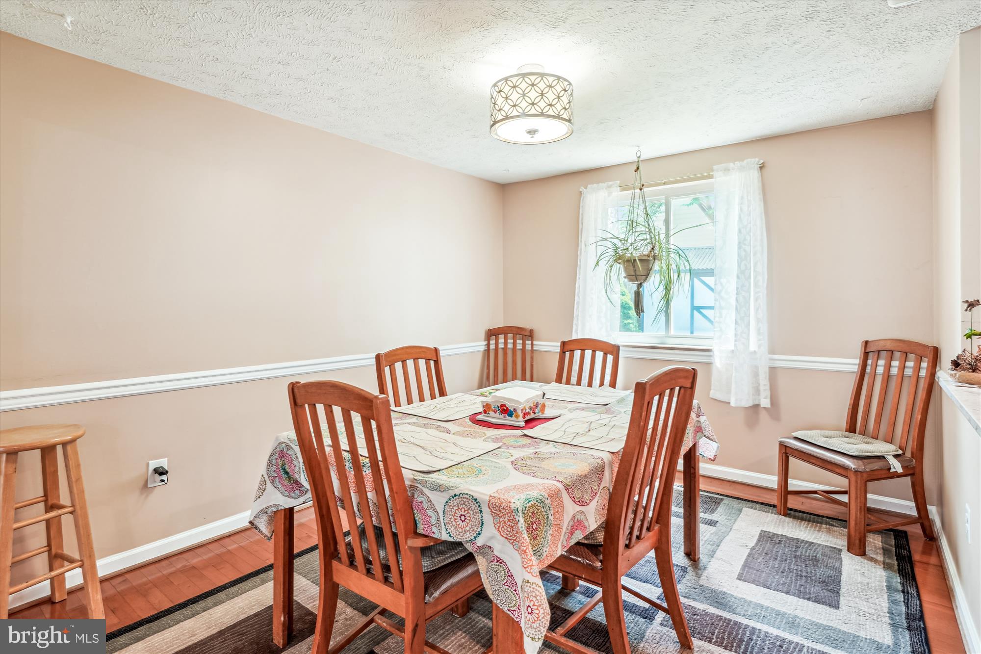 QUINCE ORCHARD MANOR - Residential