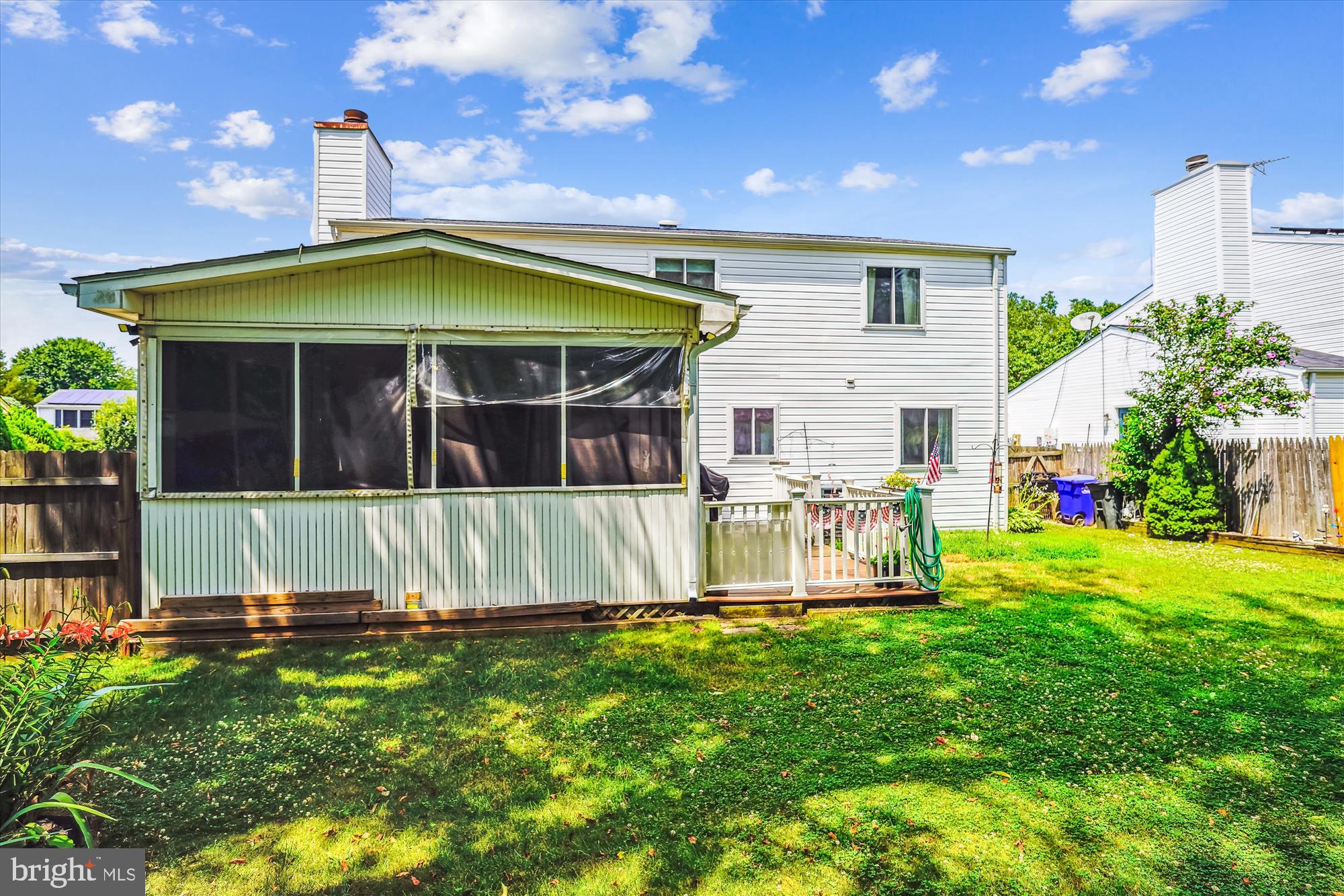 QUINCE ORCHARD MANOR - Residential