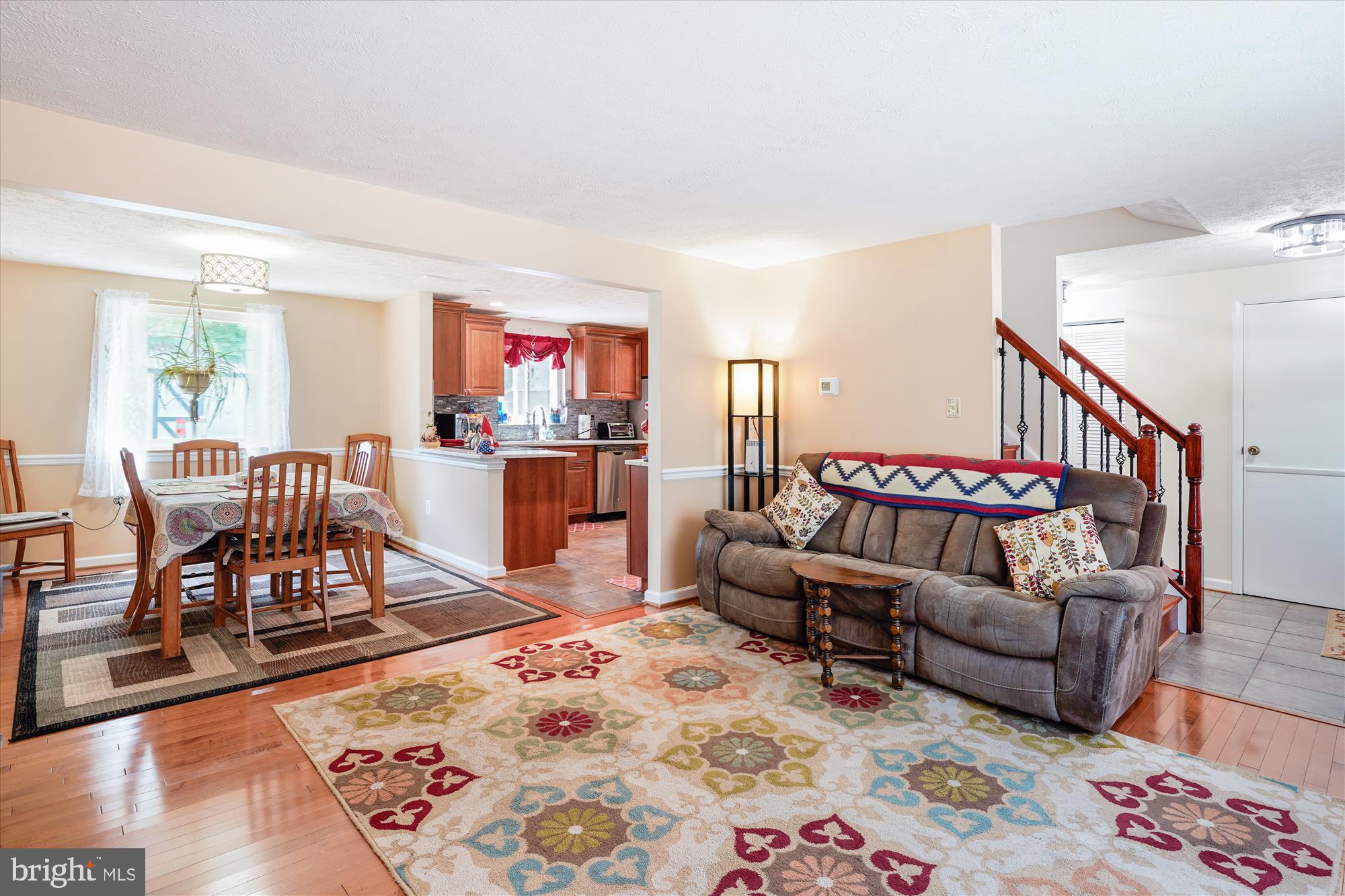 QUINCE ORCHARD MANOR - Residential