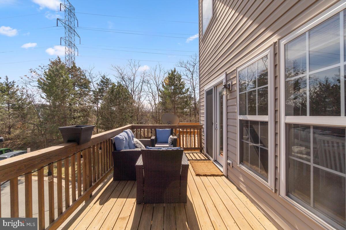 ASHBURN VILLAGE - Residential Lease