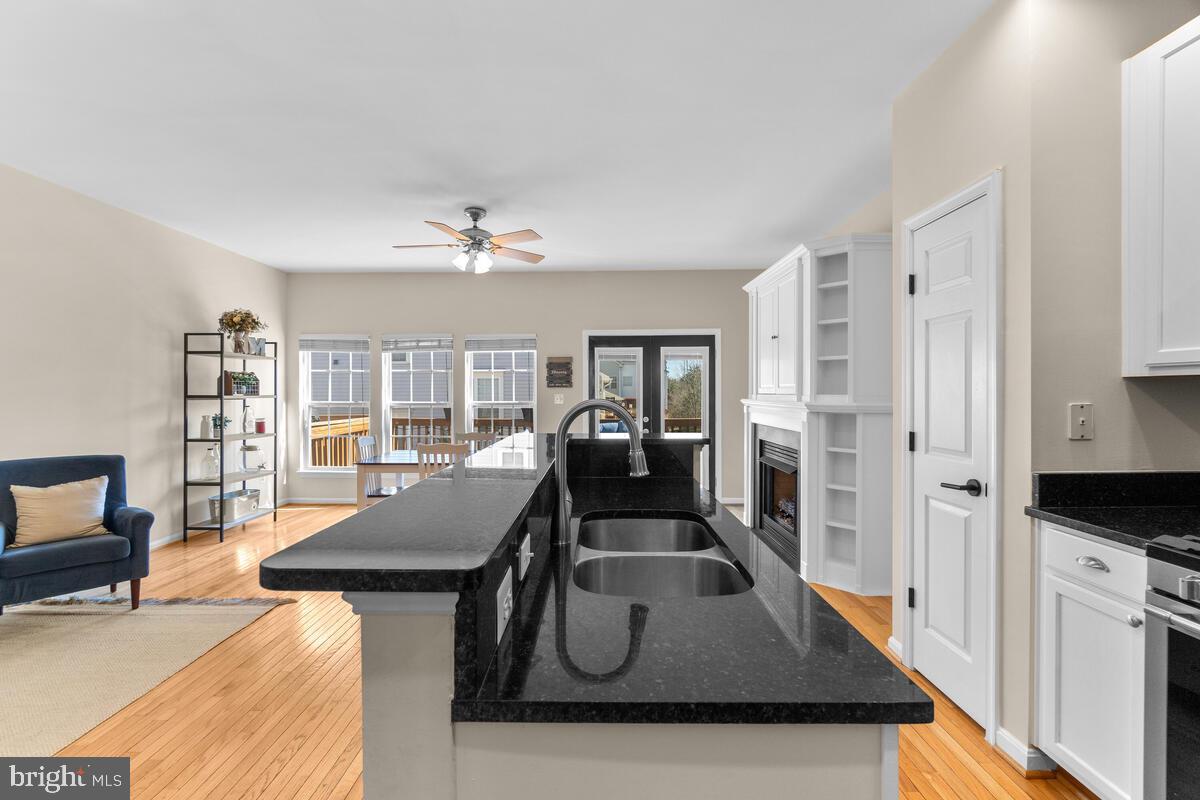 ASHBURN VILLAGE - Residential Lease