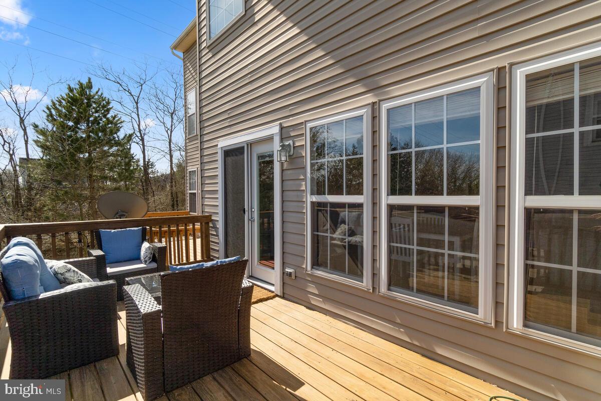 ASHBURN VILLAGE - Residential Lease