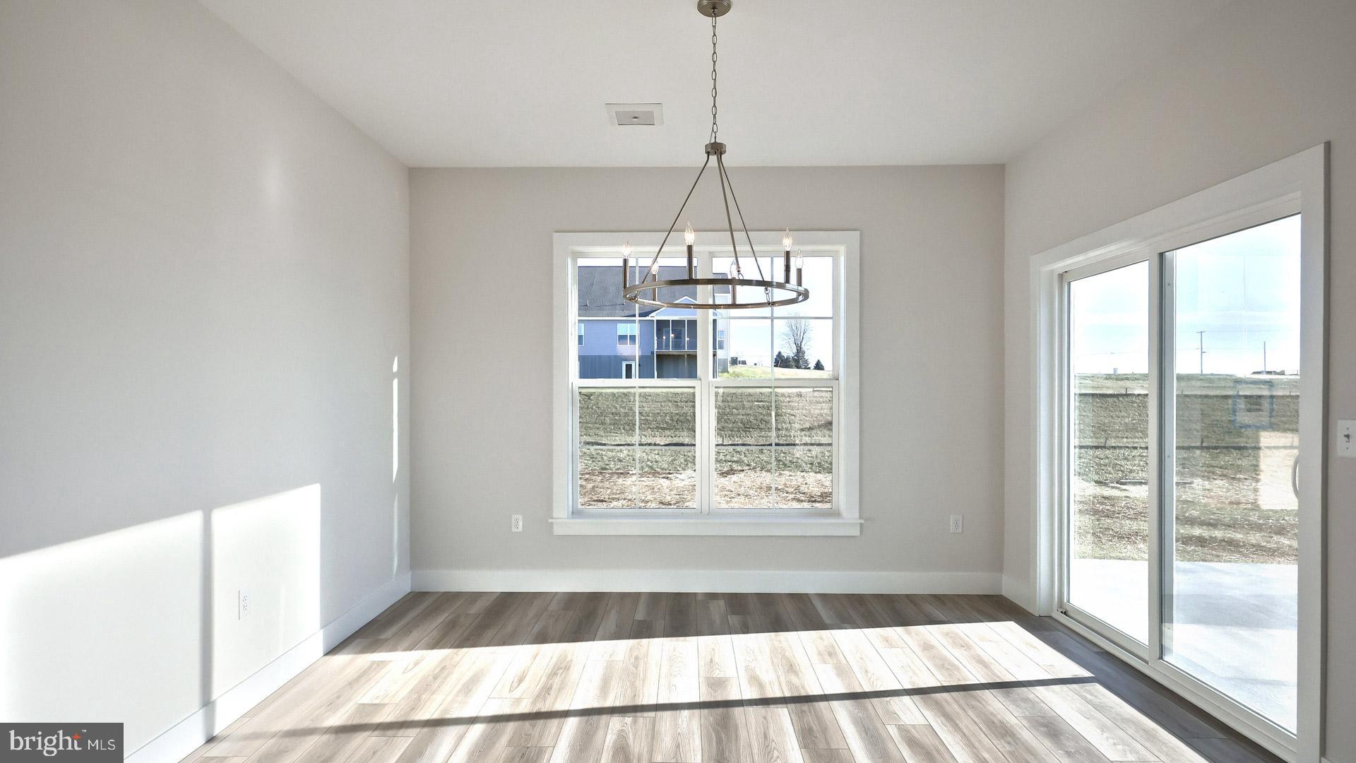 EDGEMONT PRESERVE - Residential