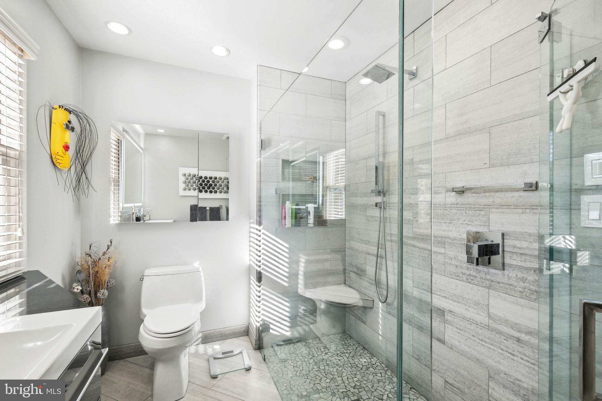 ROBERTS GLEN - Residential