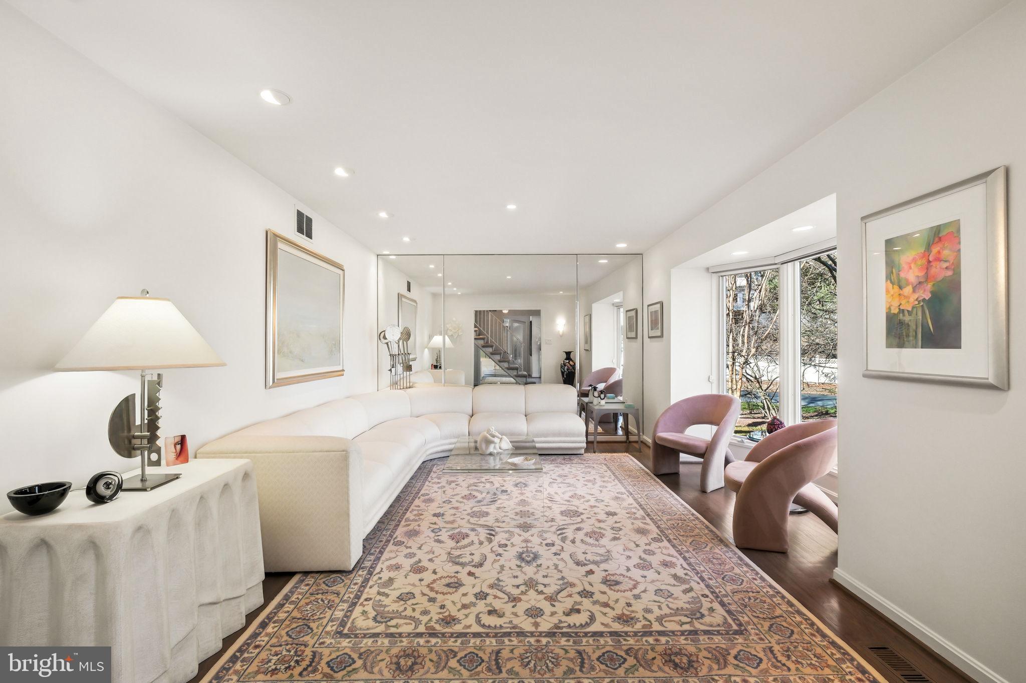 ROBERTS GLEN - Residential