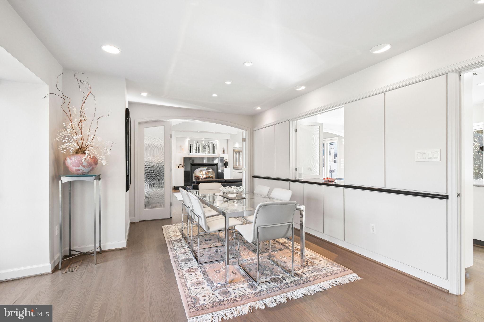 ROBERTS GLEN - Residential