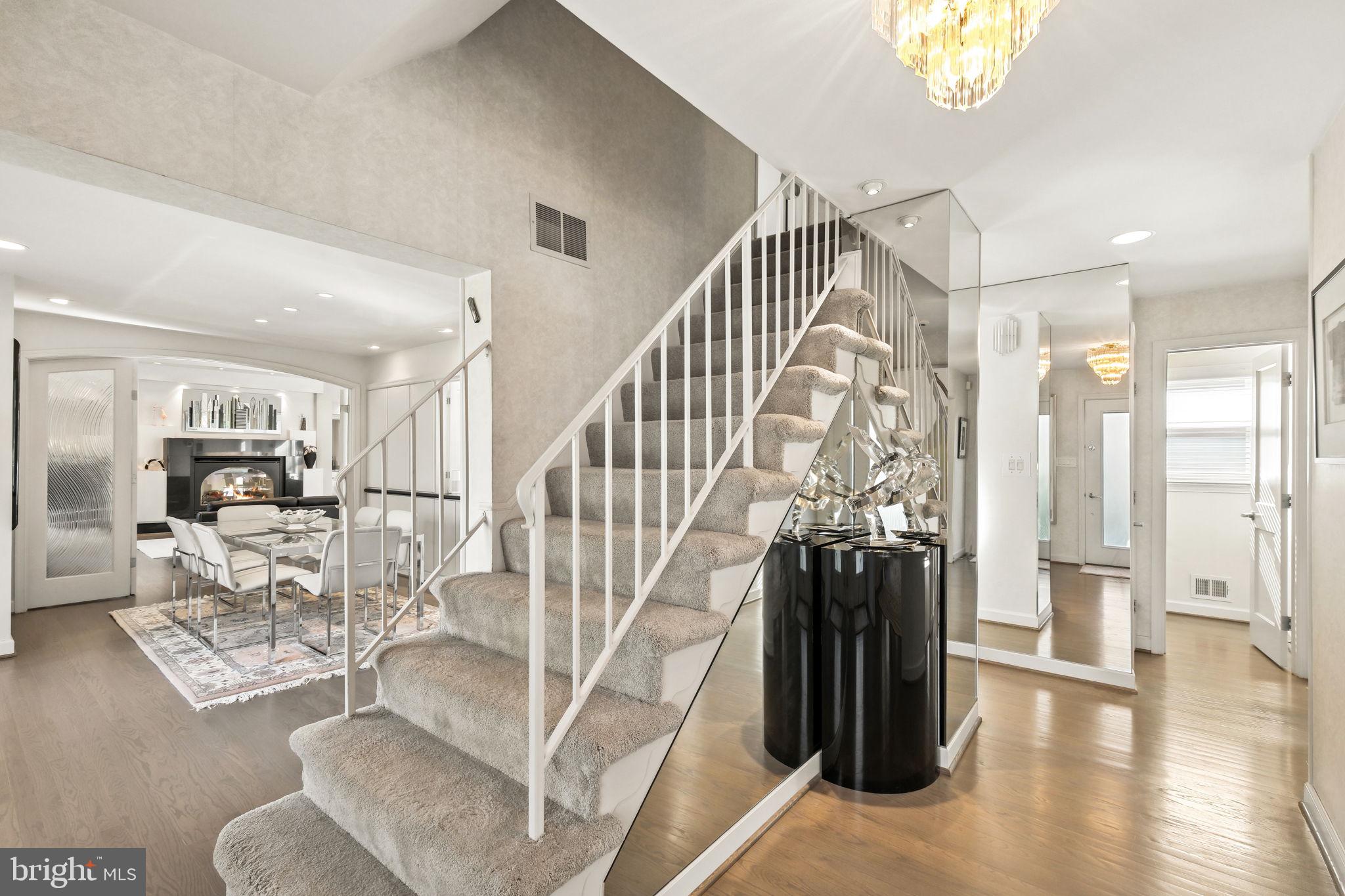 ROBERTS GLEN - Residential