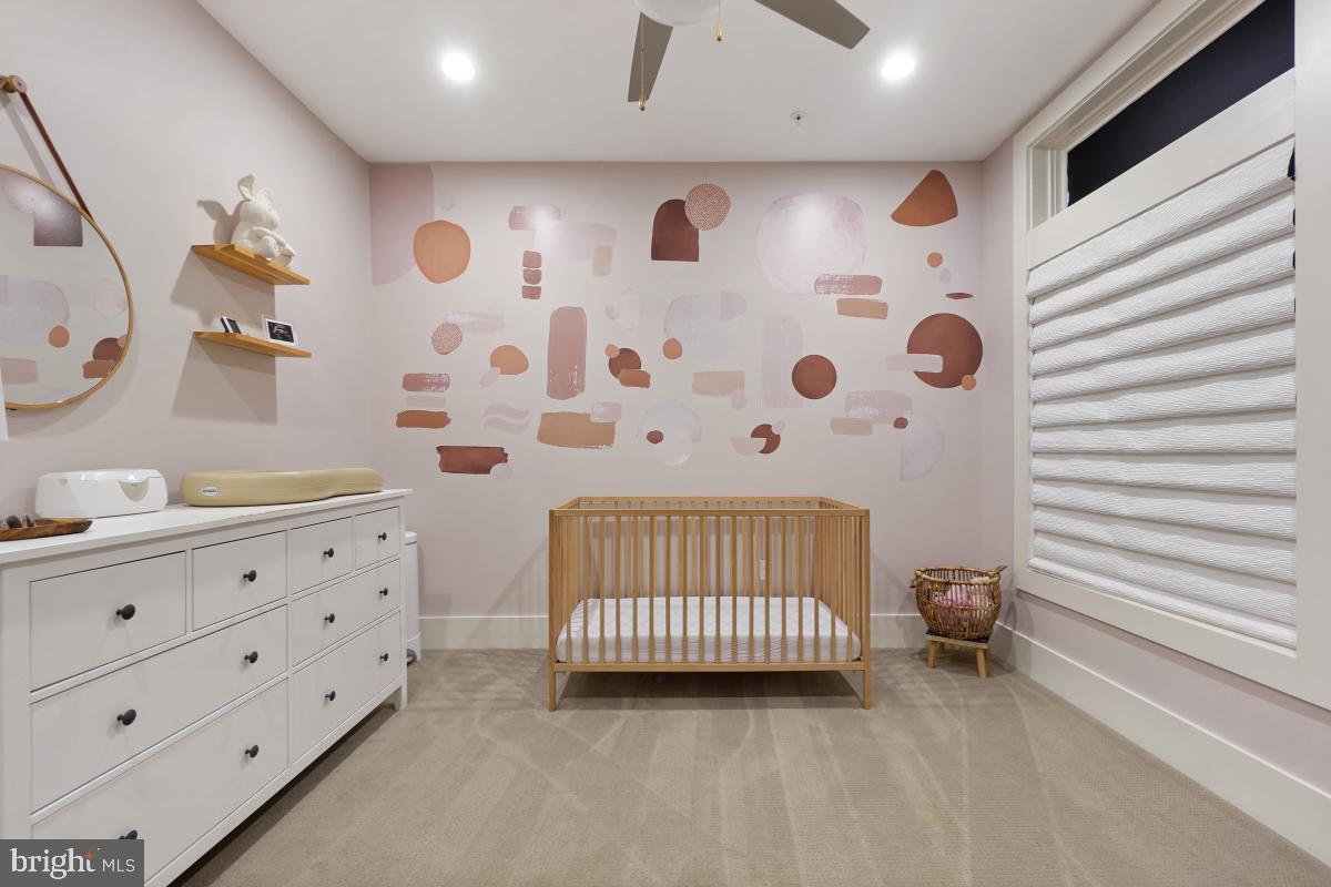 GROSVENOR HEIGHTS - Residential