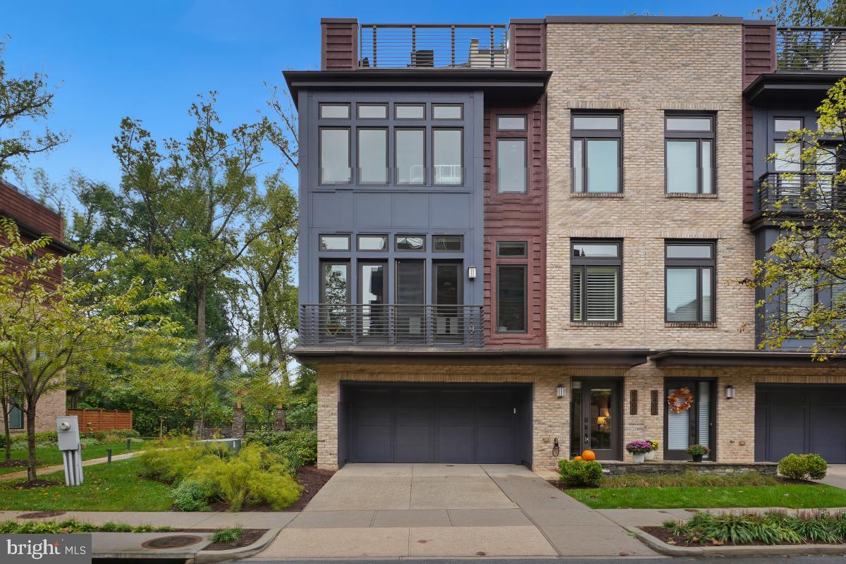 GROSVENOR HEIGHTS - Residential