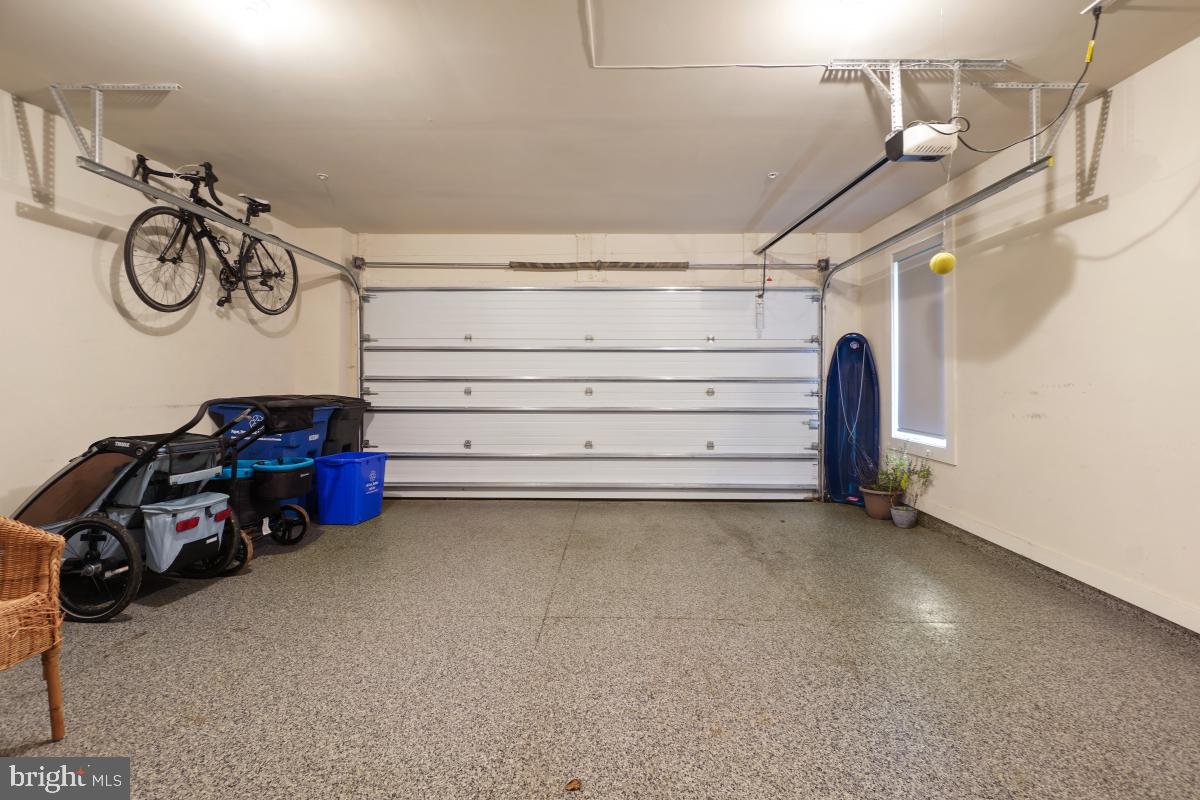 GROSVENOR HEIGHTS - Residential