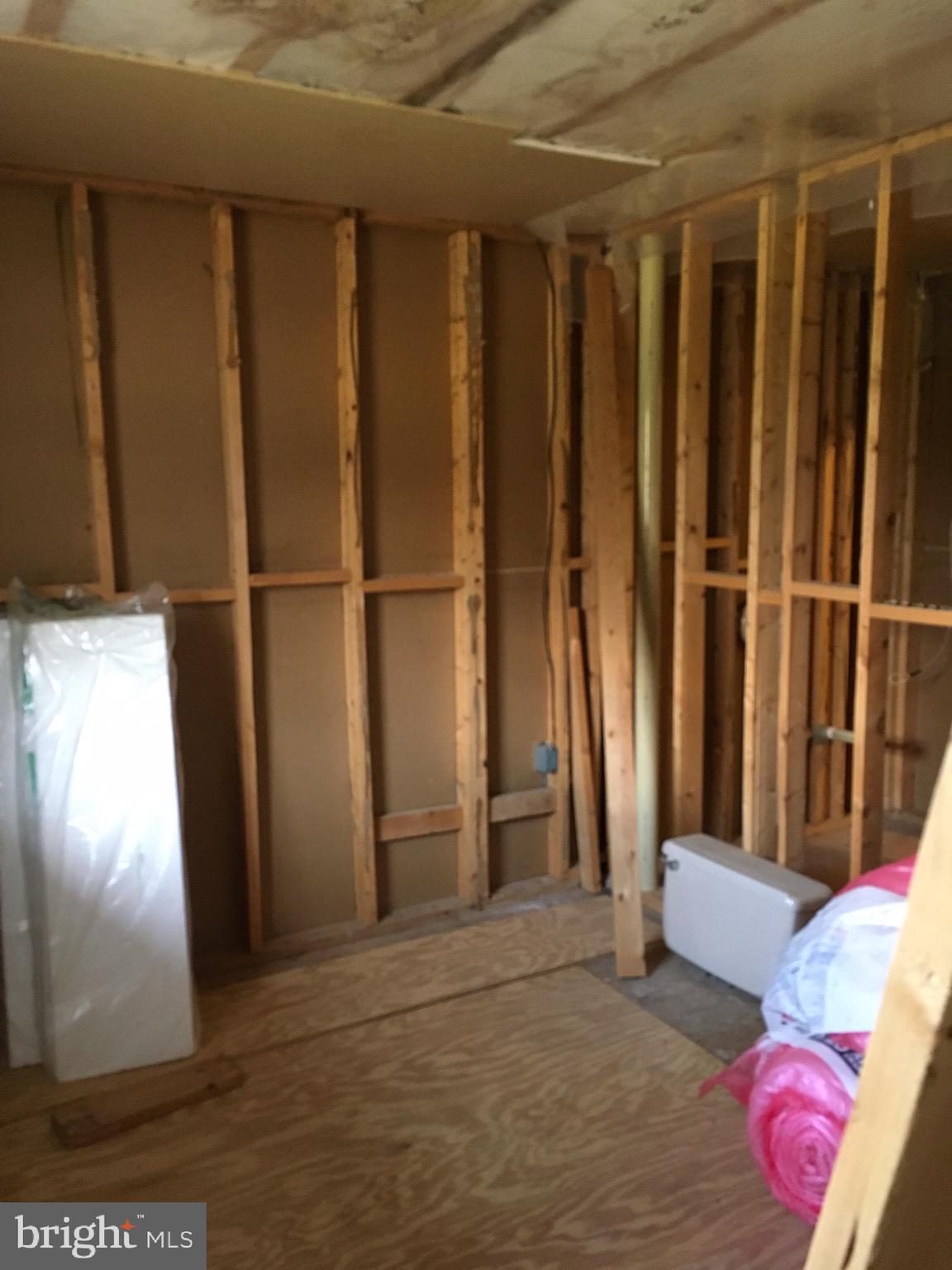 PLEASANT ESTATES - Residential