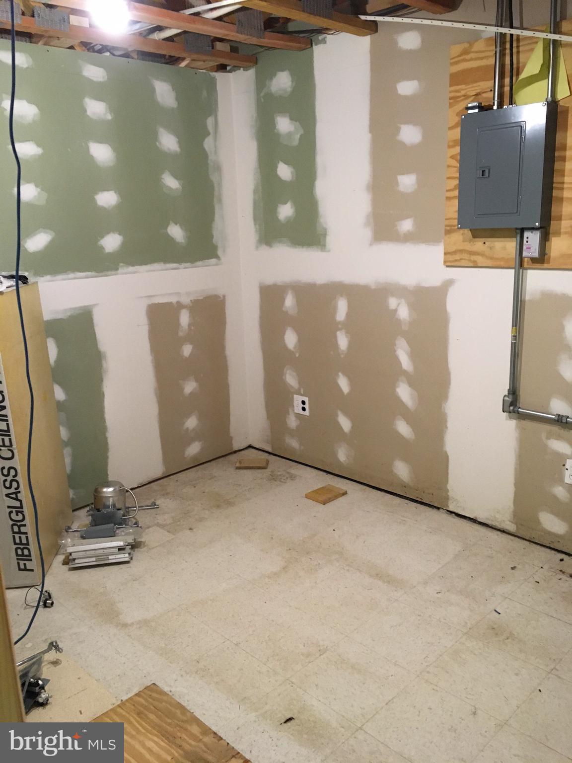 PLEASANT ESTATES - Residential