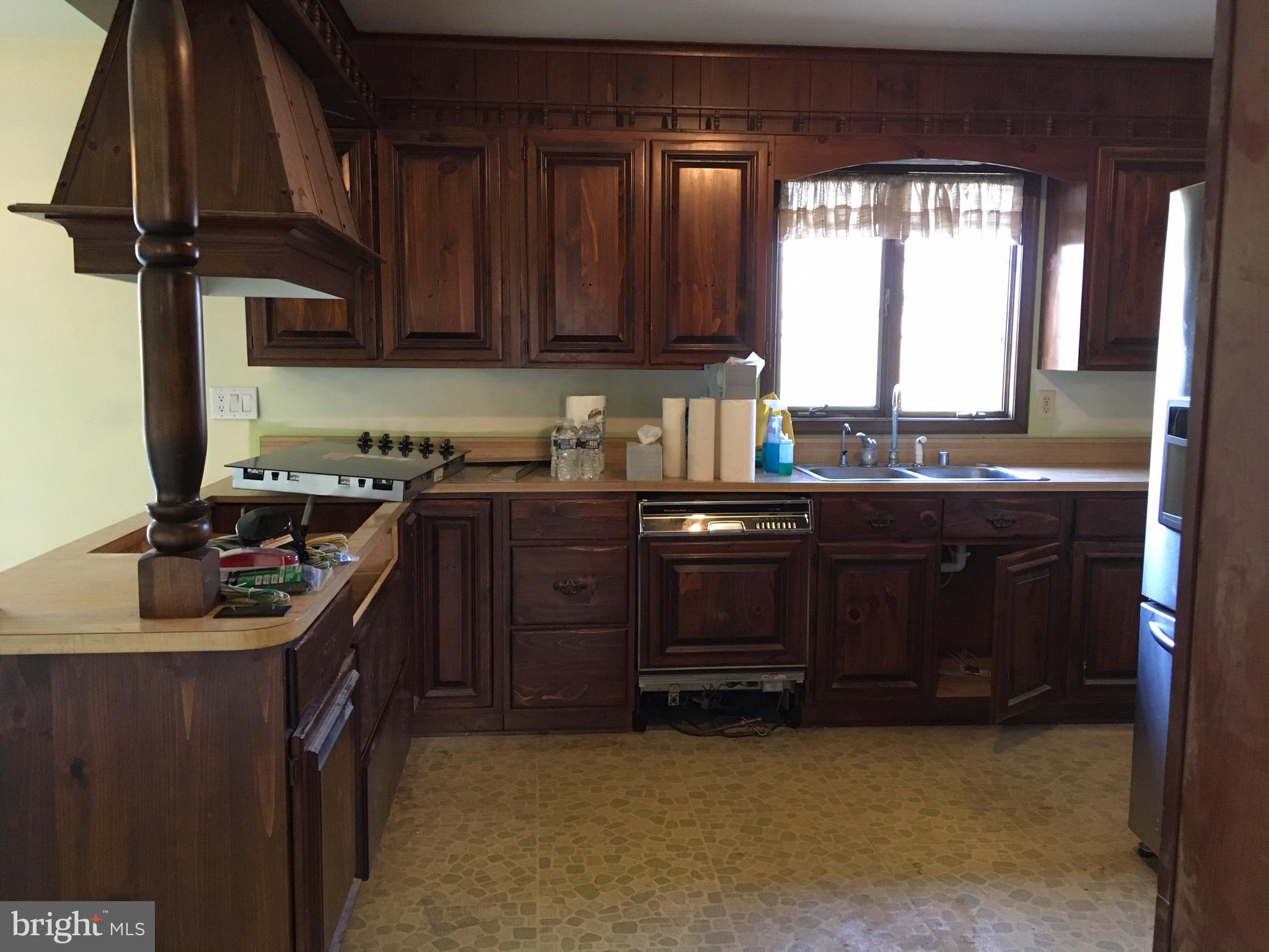 PLEASANT ESTATES - Residential