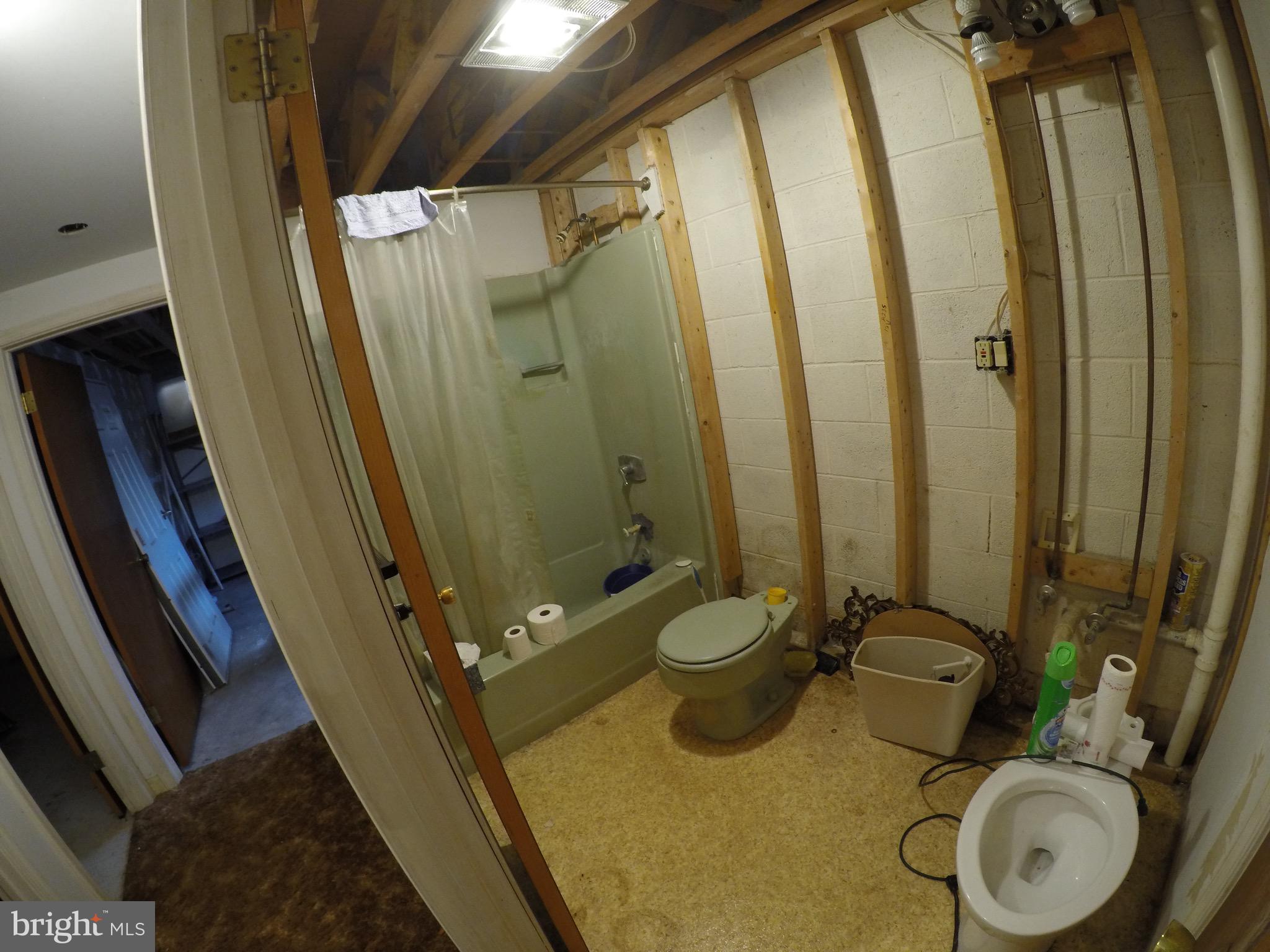 PLEASANT ESTATES - Residential