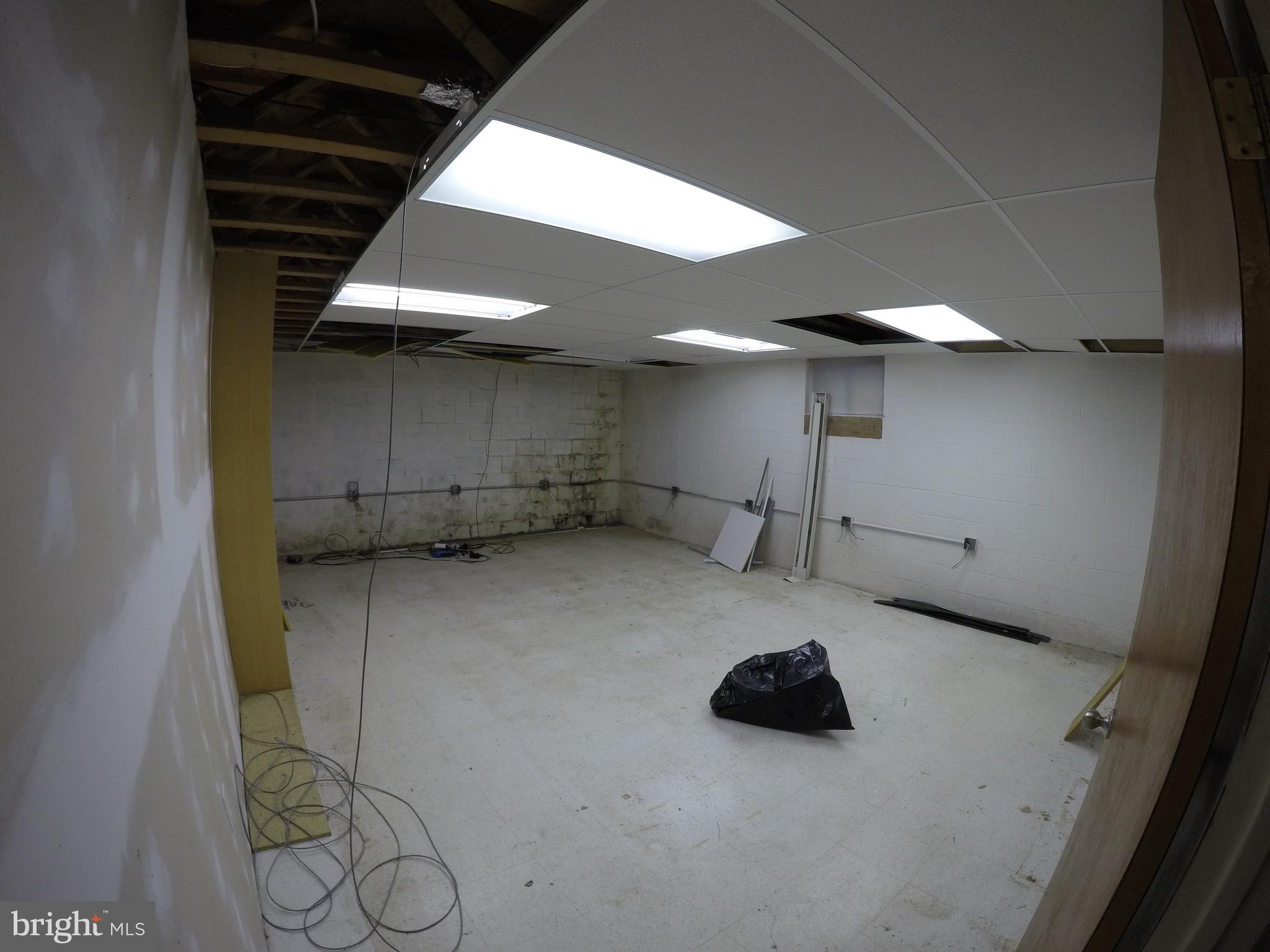 PLEASANT ESTATES - Residential