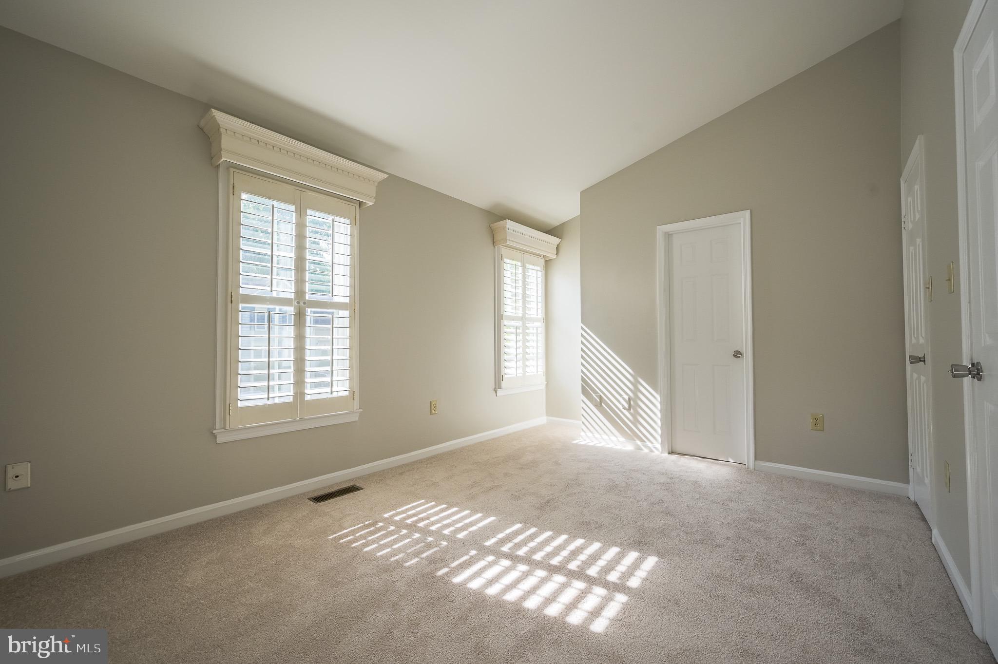 MONTCLAIR - Residential