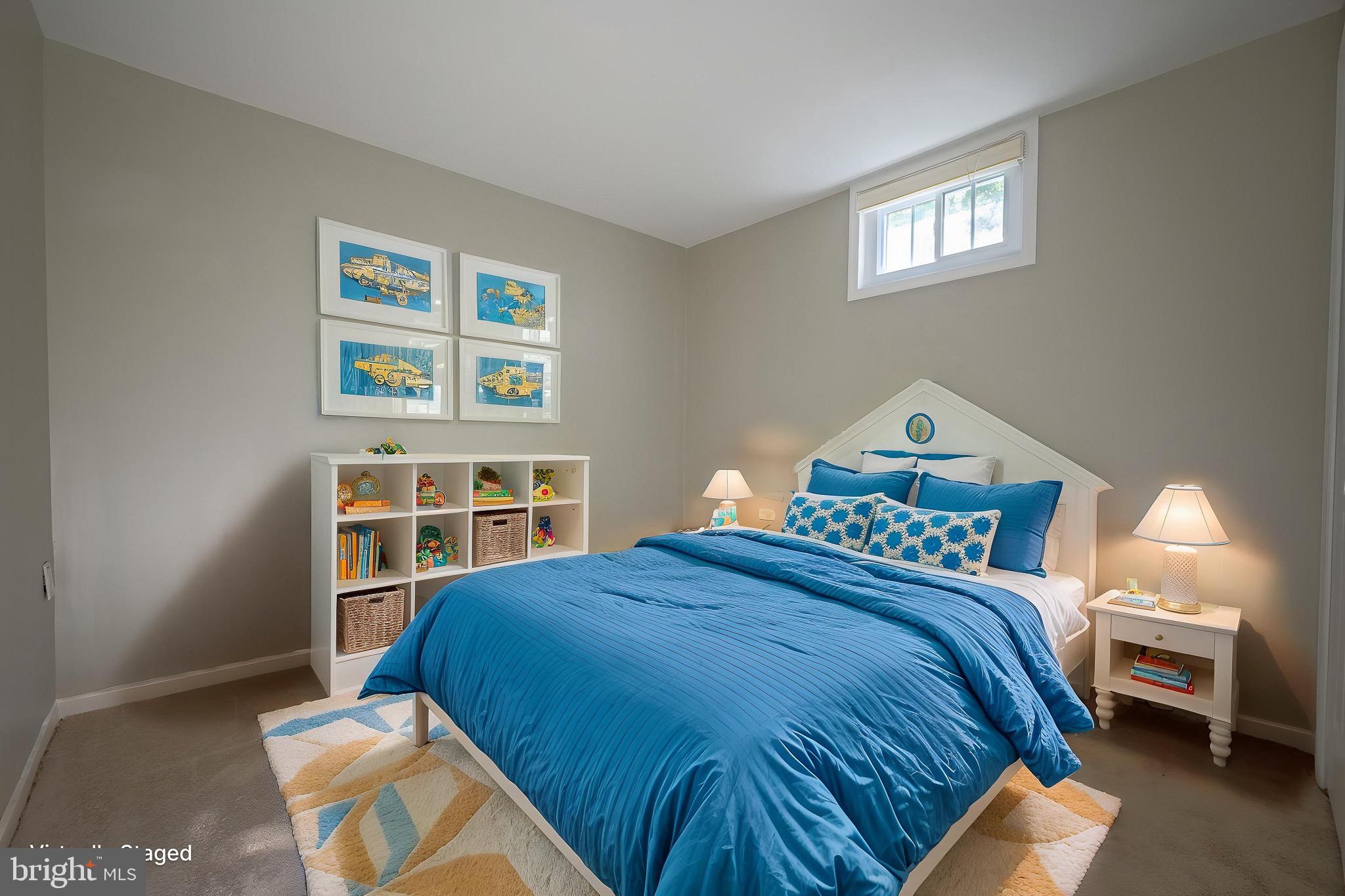 MONTCLAIR - Residential