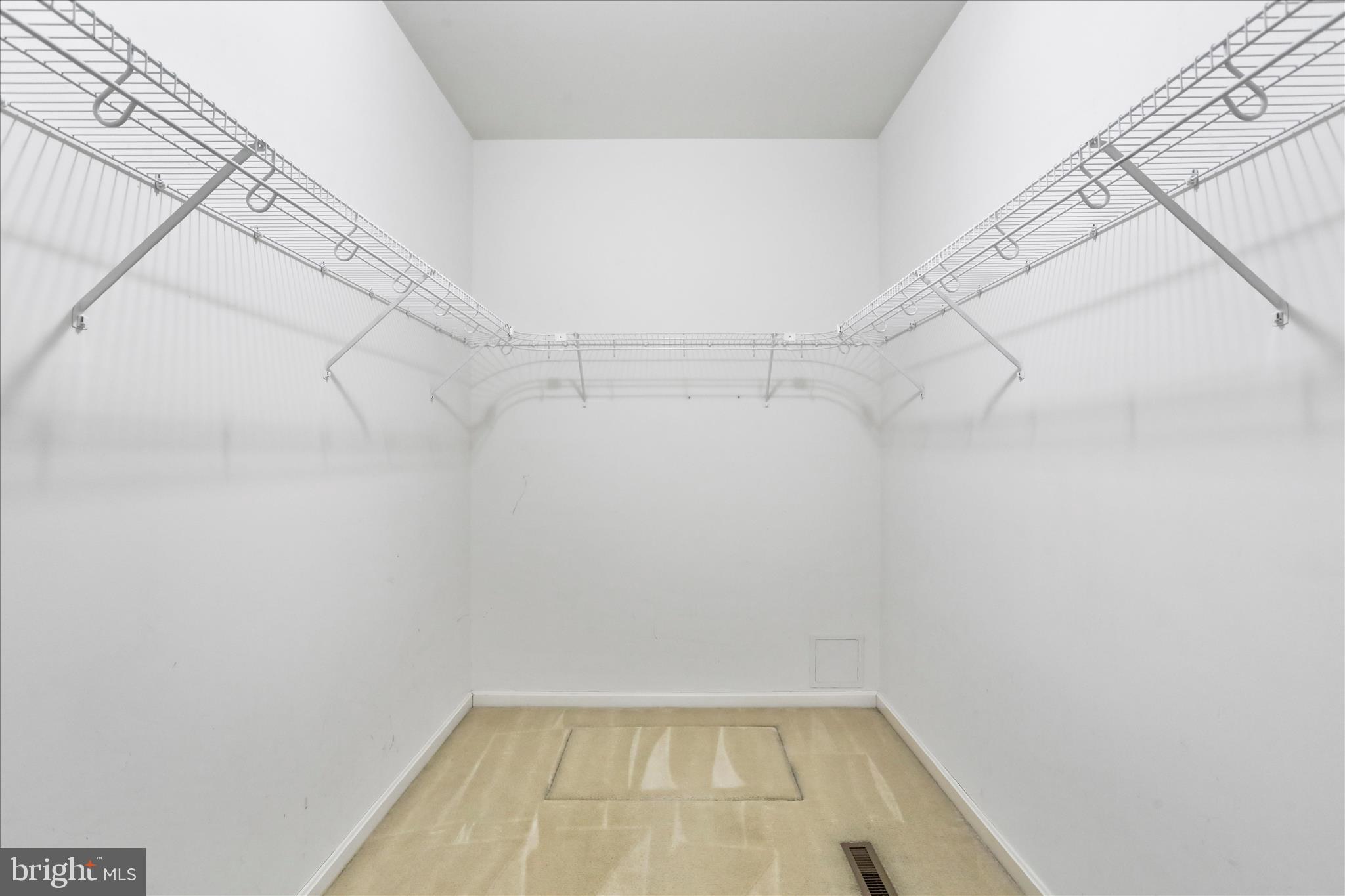 GREENWICH PARK - Residential