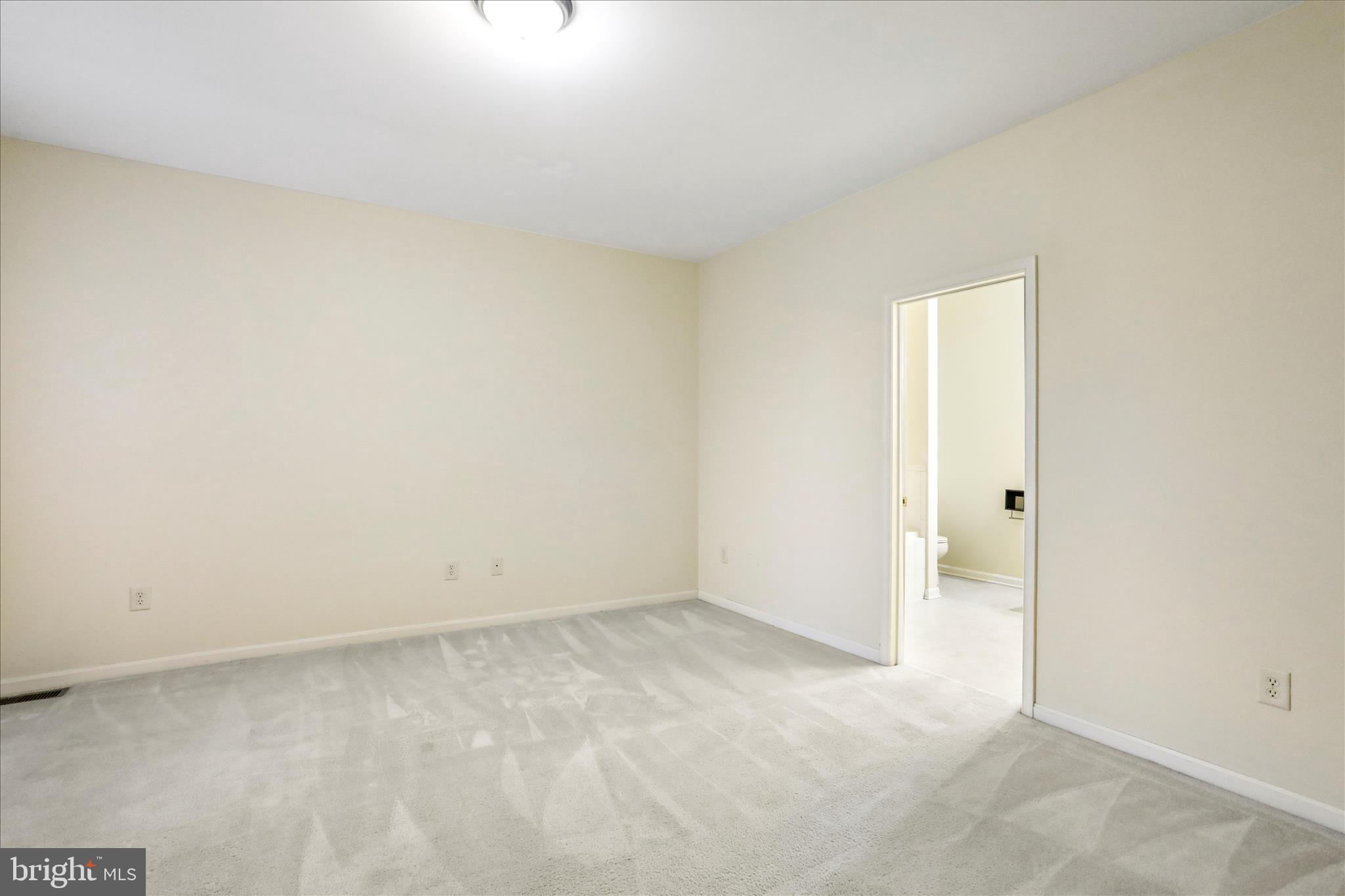 GREENWICH PARK - Residential