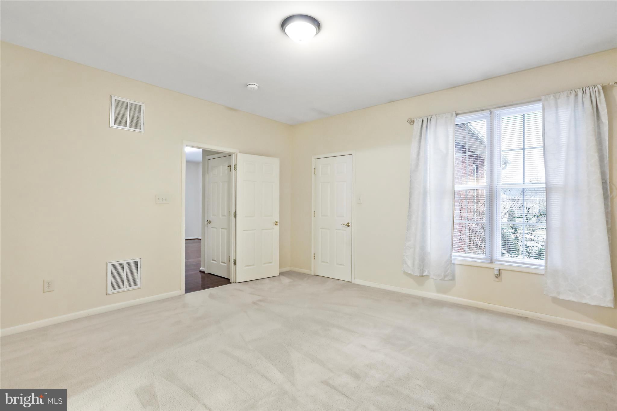 GREENWICH PARK - Residential