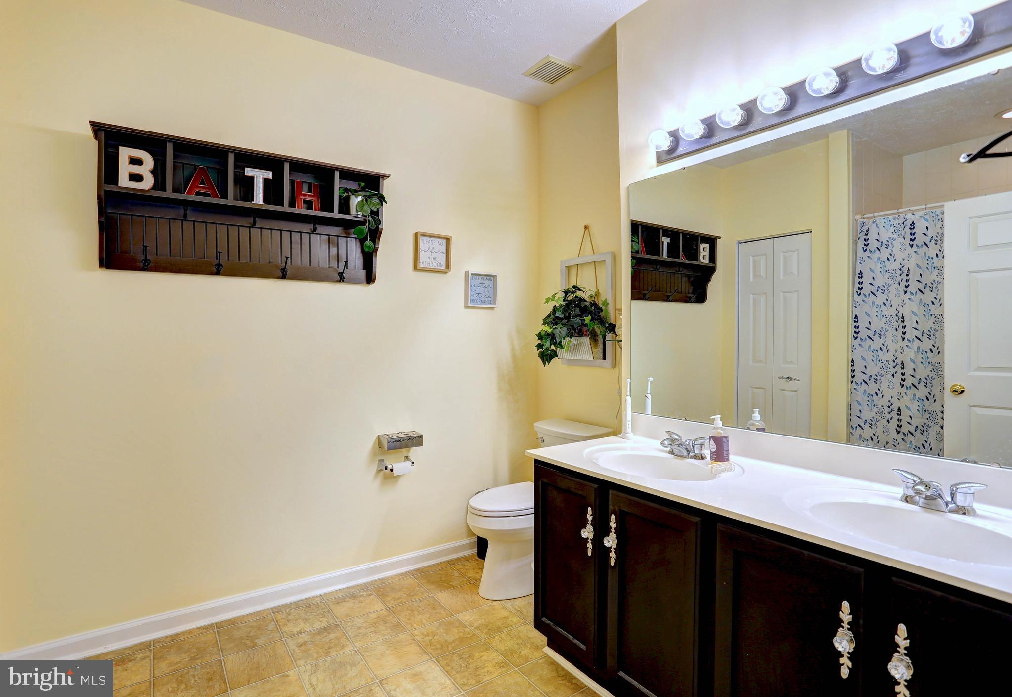 DEVONSHIRE AT WHITEMARSH - Residential